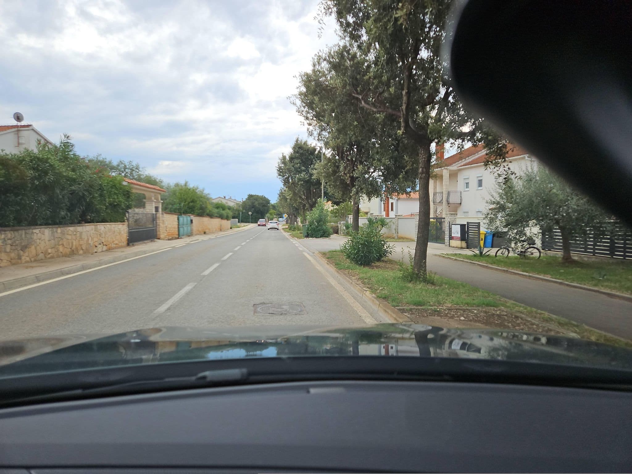 Street view near Pansion Berat, Fažana — © toho (CC BY-SA · Mapillary)