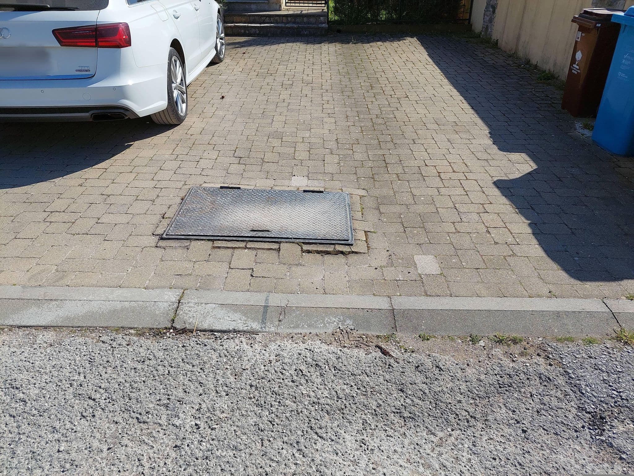 Street view near Apartment Irena, Pula — © ZMRN (CC BY-SA · Mapillary)
