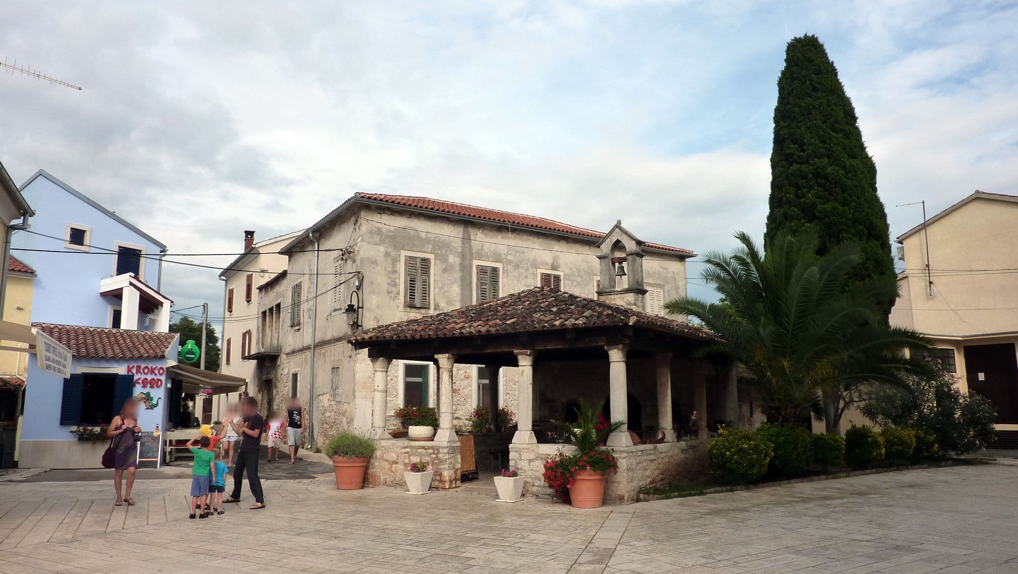 Street view near Apartments Stefani, Fažana — © blaszlo (CC BY-SA · Mapillary)