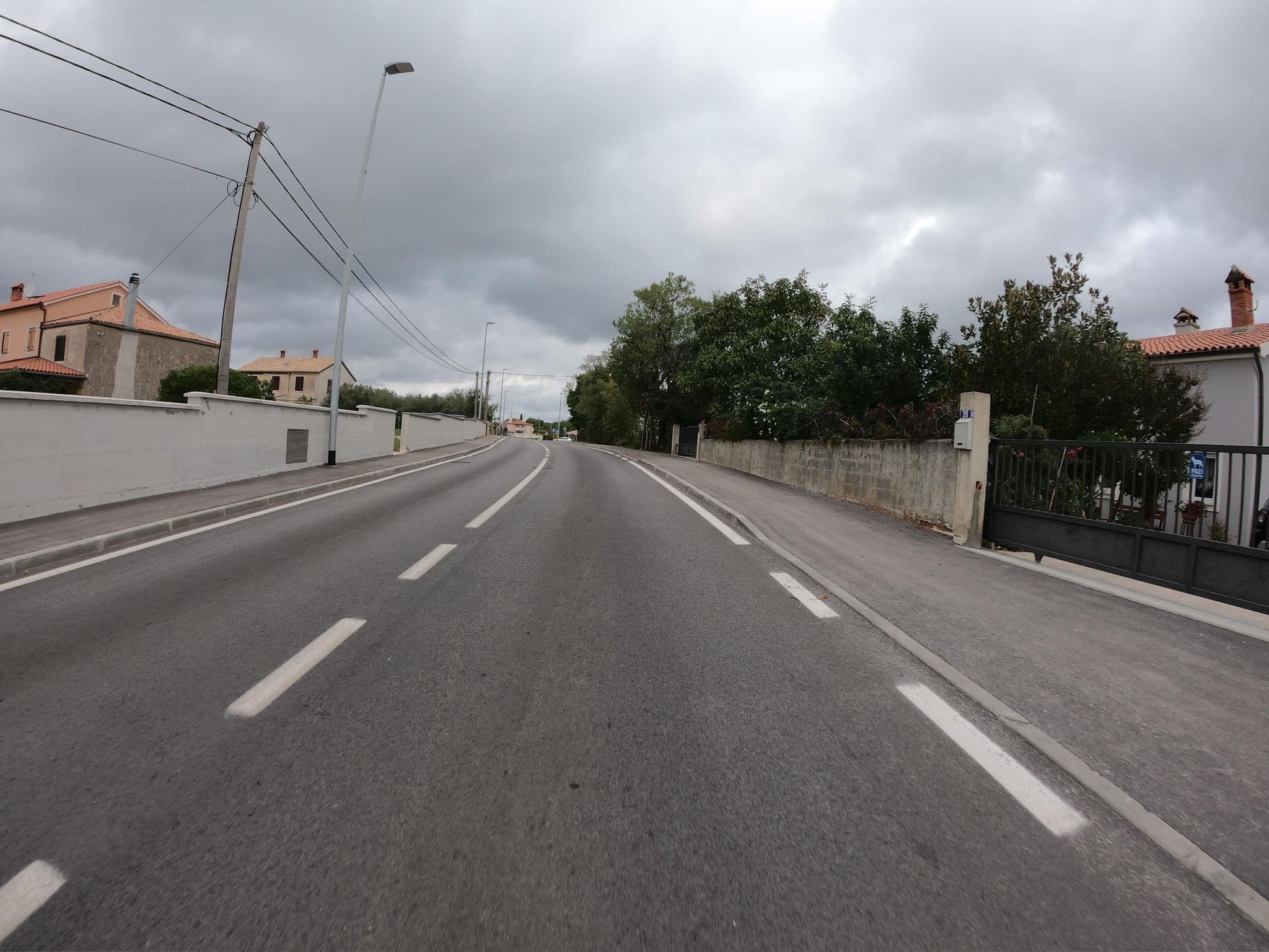 Street view near Guest House Ilic, Galižana — © joostjakob (CC BY-SA · Mapillary)