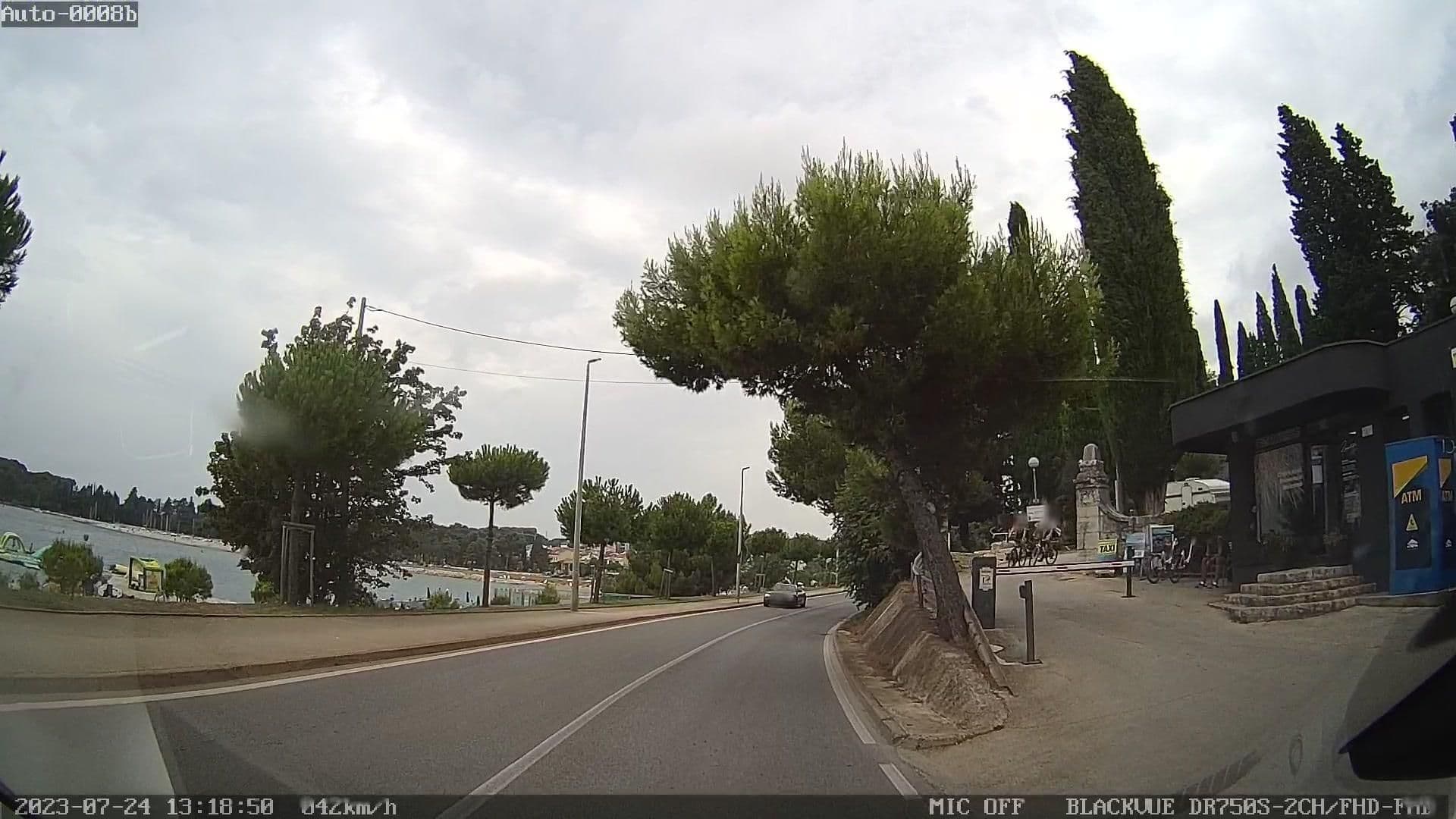 Street view near Aqua Camp Mobile Homes in Camping Porton Biondi, Rovinj — © rdnnk (CC BY-SA · Mapillary)