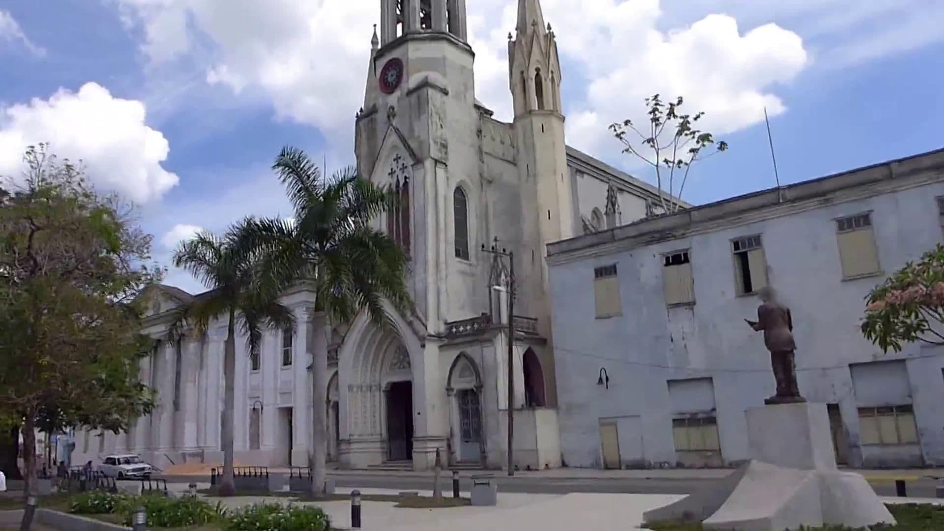 Street view near Casa Natural Caribe, Camagüey