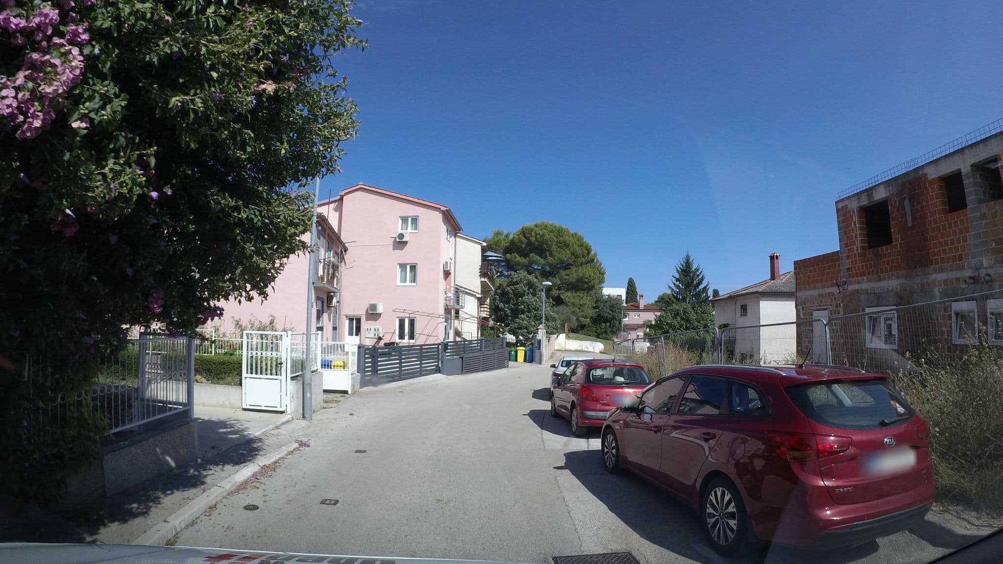 Street view near Dina Apartments, Pula — © hbogner (CC BY-SA · Mapillary)