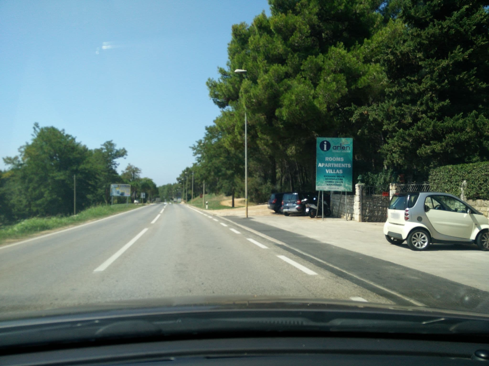 Street view near Apartments&Holiday house RITA, Poreč — © gcklaus (CC BY-SA · Mapillary)