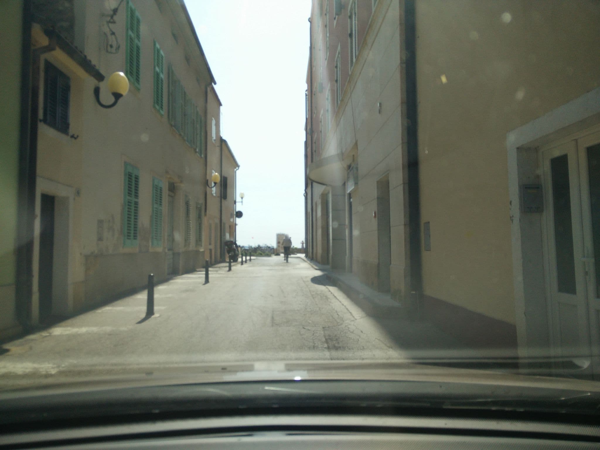 Street view near Venezia Nekretnine D.O.O., Novigrad — © gcklaus (CC BY-SA · Mapillary)