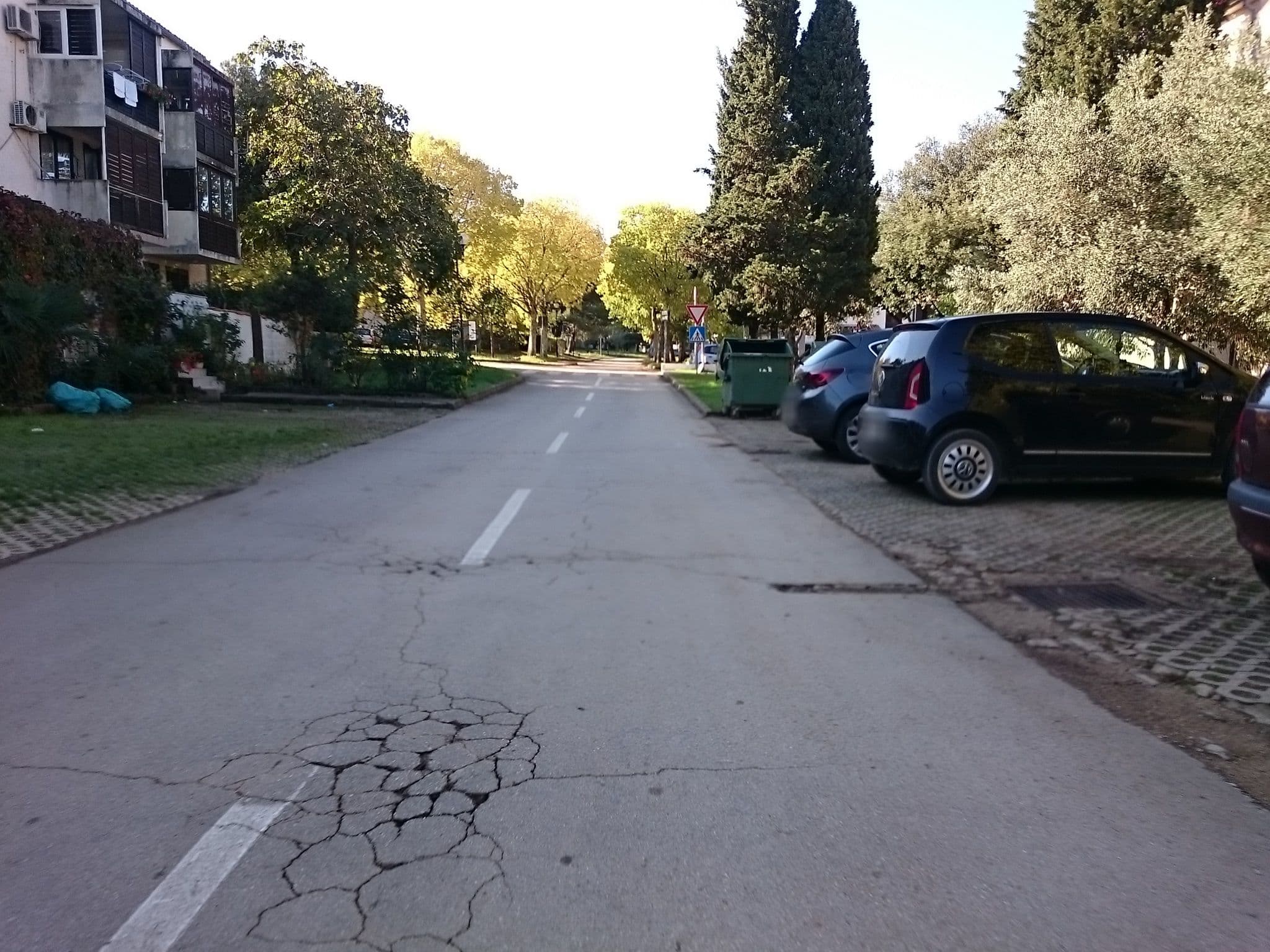 Street view near Apartment Volta, Tar — © voschix (CC BY-SA · Mapillary)