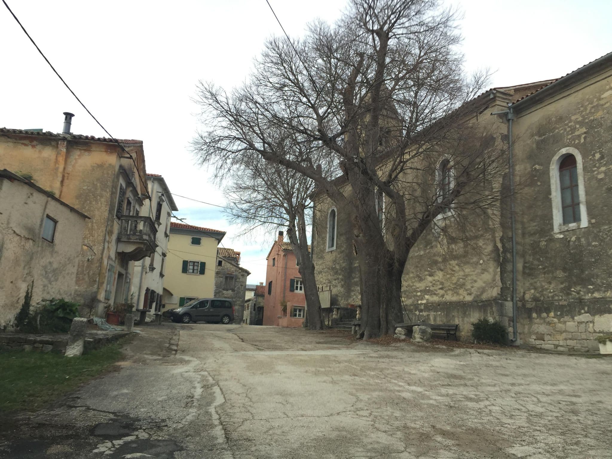 Street view near Country House Ana, Buzet — © igorzo (CC BY-SA · Mapillary)
