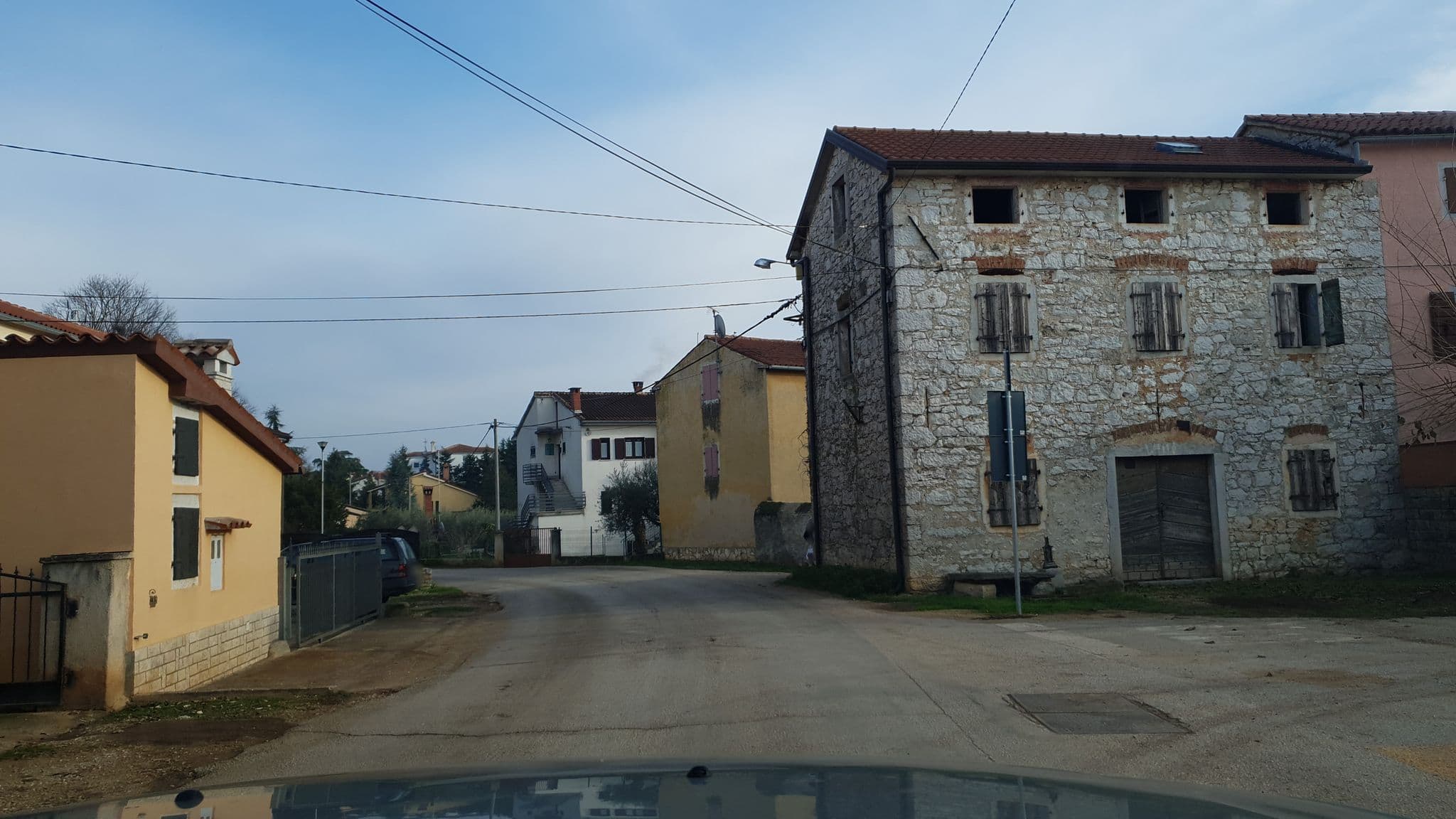 Street view near V&N Apartments, Poreč — © akliman (CC BY-SA · Mapillary)