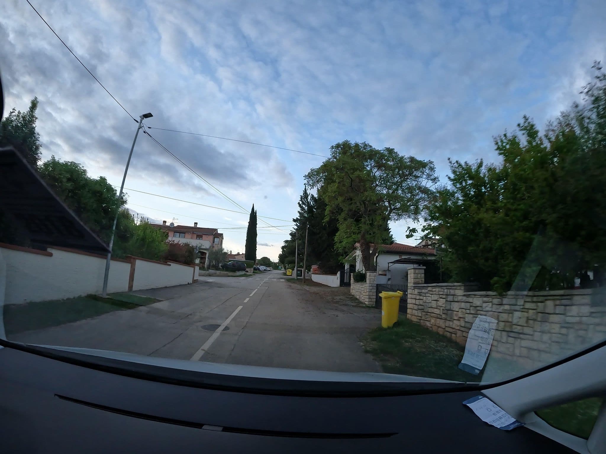 Street view near Villa Carolina, Tar — © erias (CC BY-SA · Mapillary)