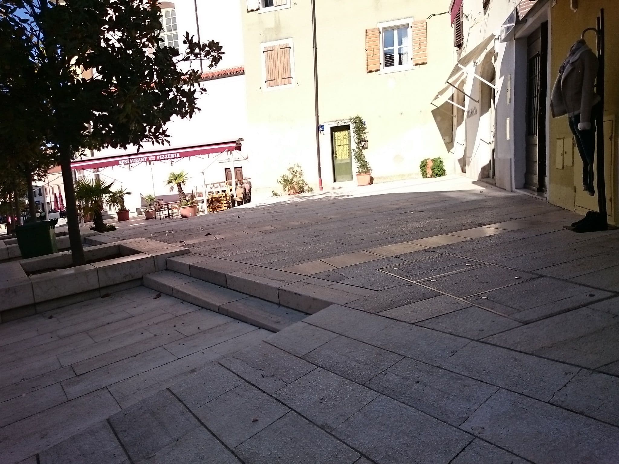 Street view near Hotel Melissa, Poreč — © voschix (CC BY-SA · Mapillary)