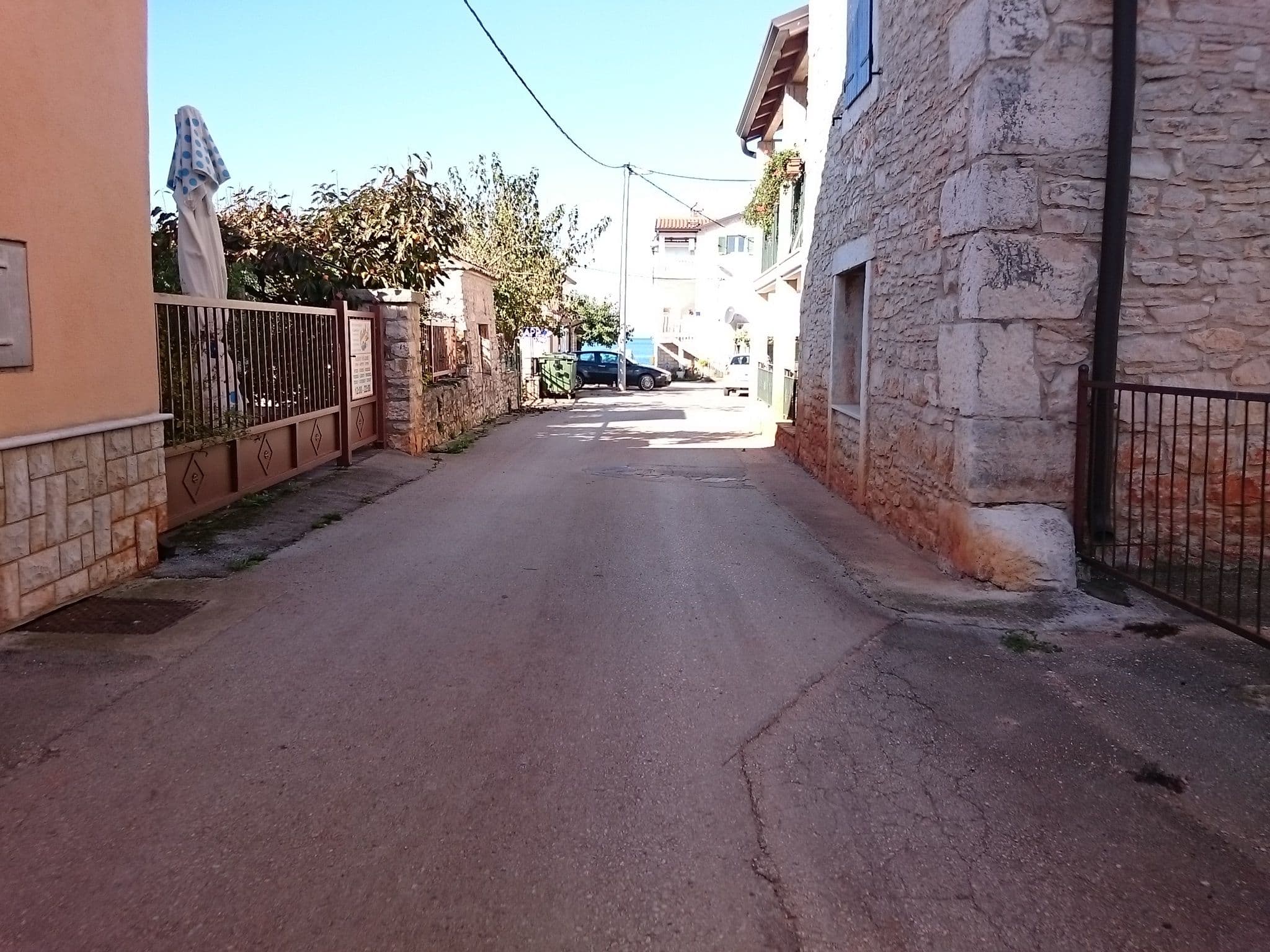 Street view near Apartments Valentina, Umag — © voschix (CC BY-SA · Mapillary)