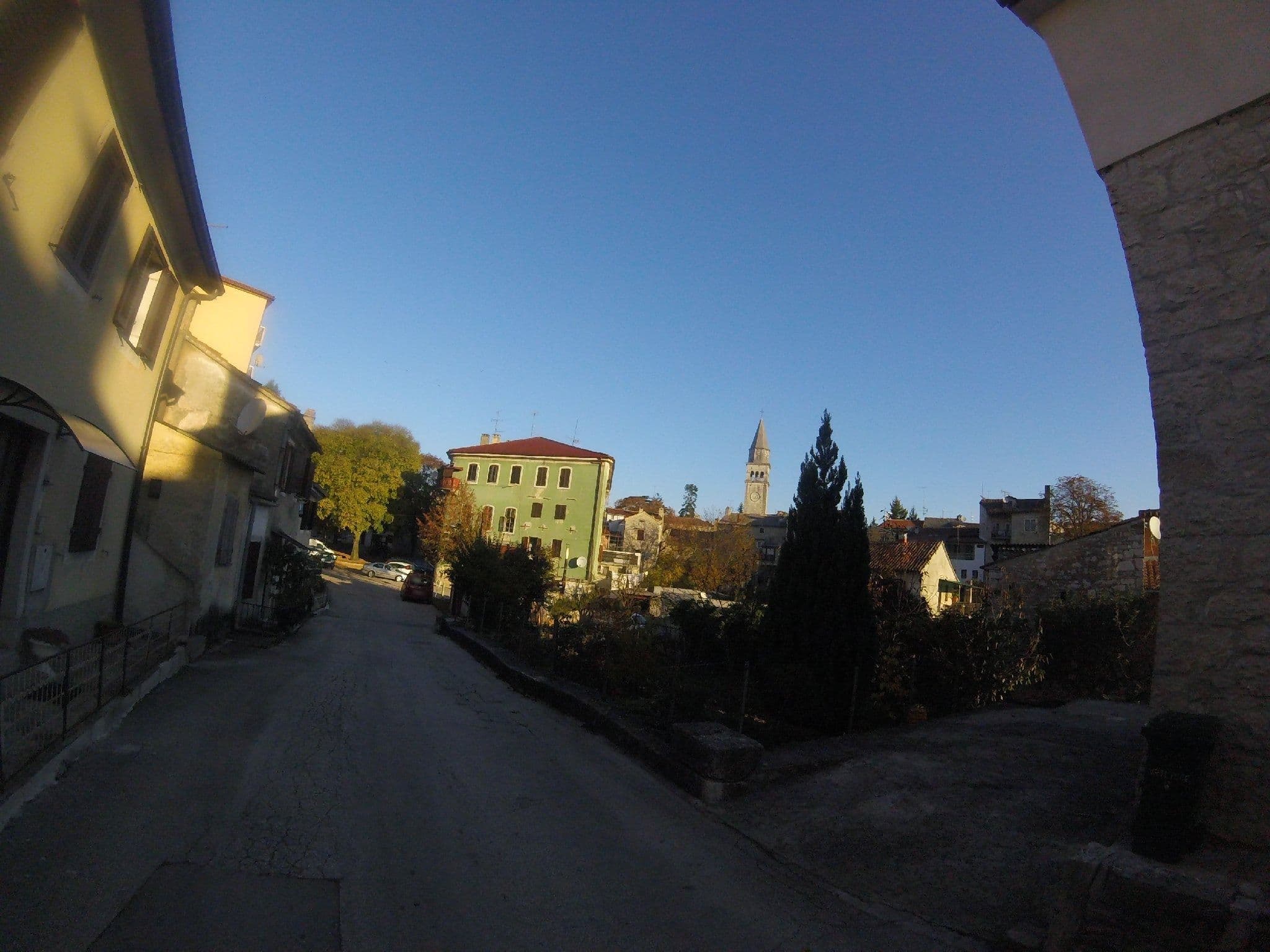 Street view near Apartment Stari Grad Pazin, Pazin — © utvonalfelmeresek (CC BY-SA · Mapillary)