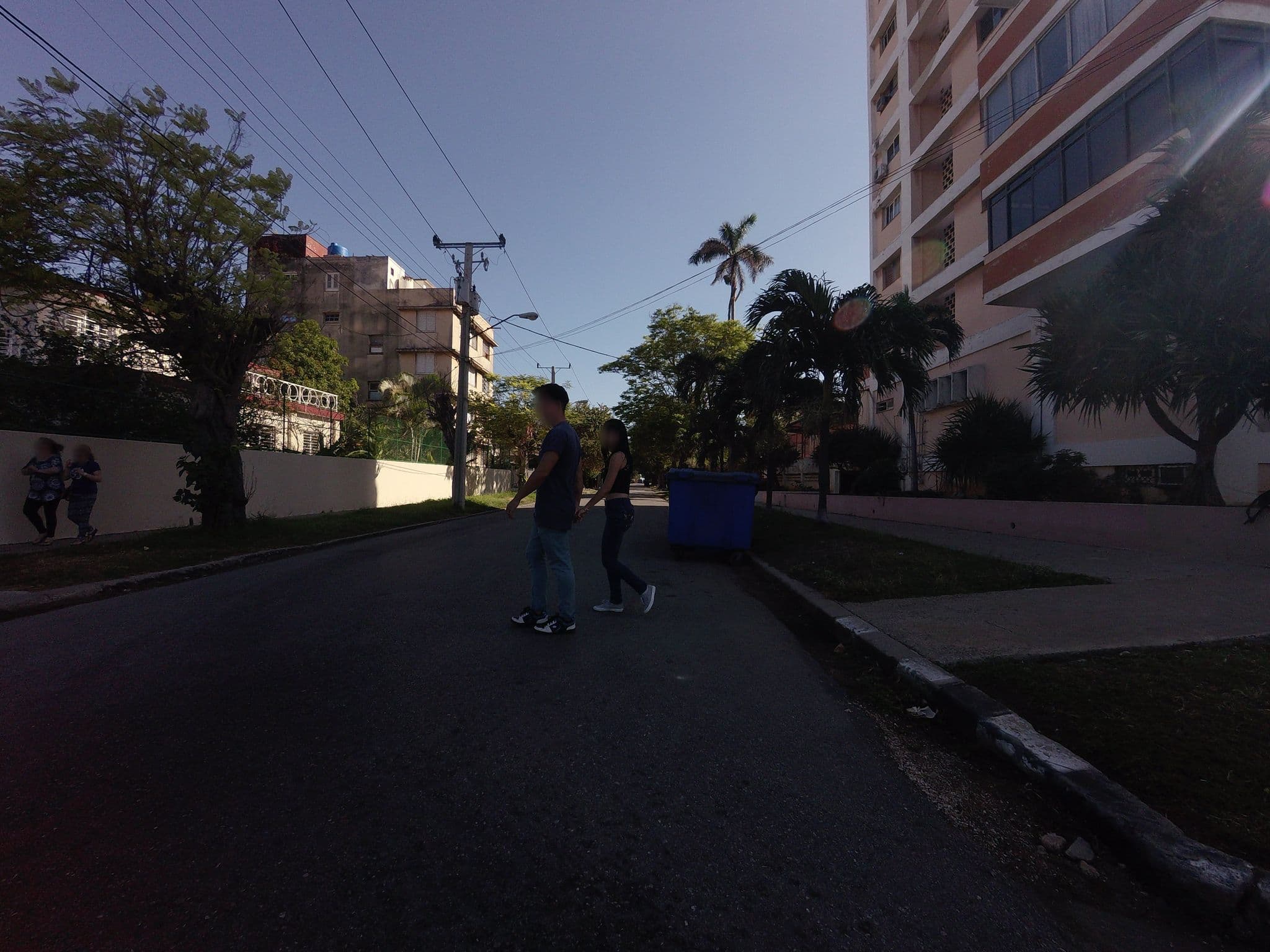 Street view near Casa Lilly, Vedado