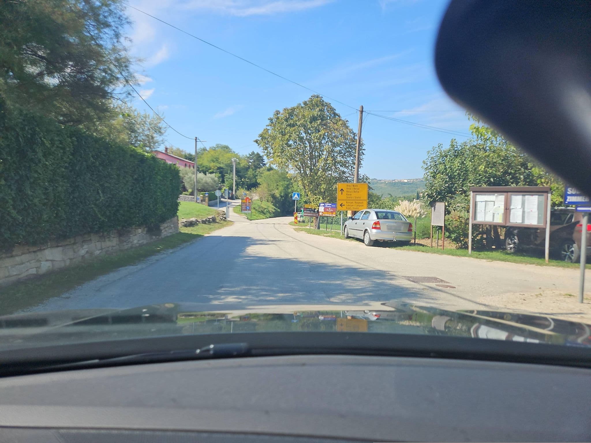 Street view near Soba Gracijela, Pazin — © toho (CC BY-SA · Mapillary)