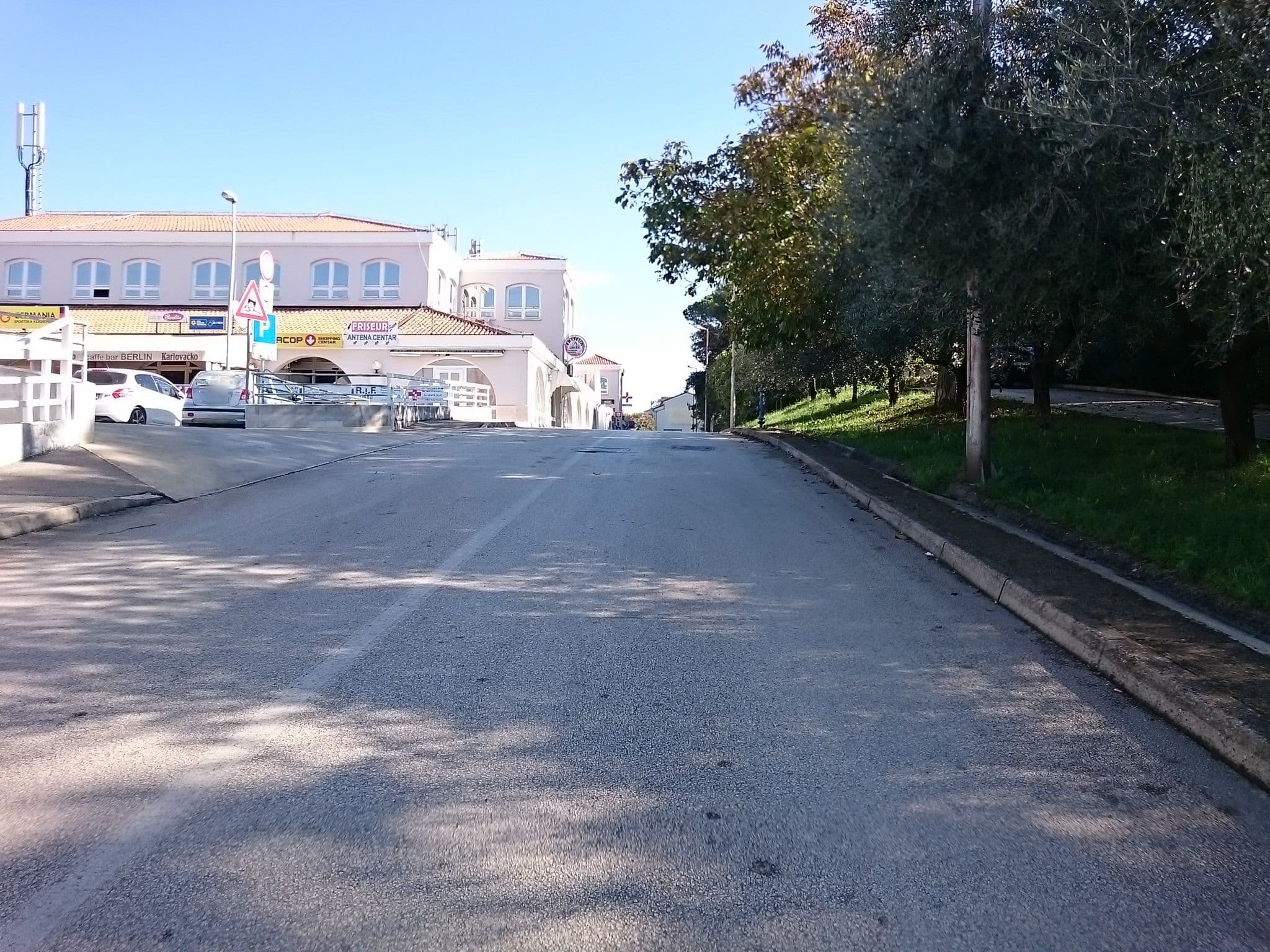 Street view near Apartment Loredana, Poreč — © voschix (CC BY-SA · Mapillary)