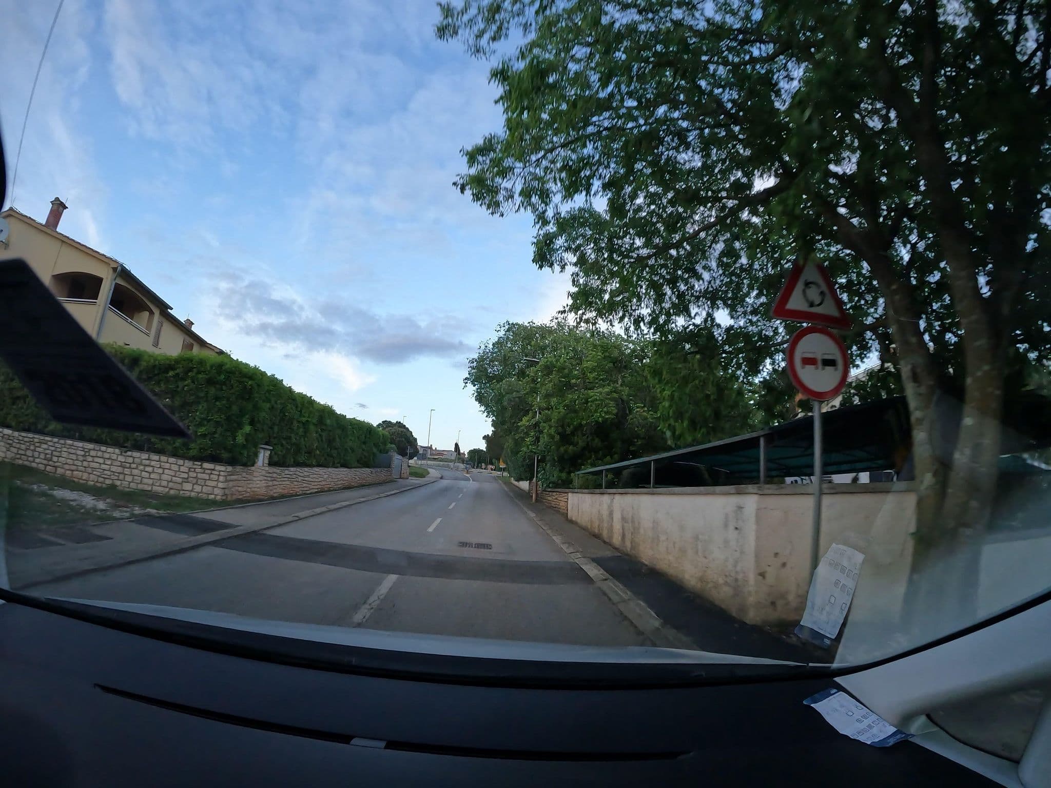 Street view near Apartment Rosa, Tar — © erias (CC BY-SA · Mapillary)