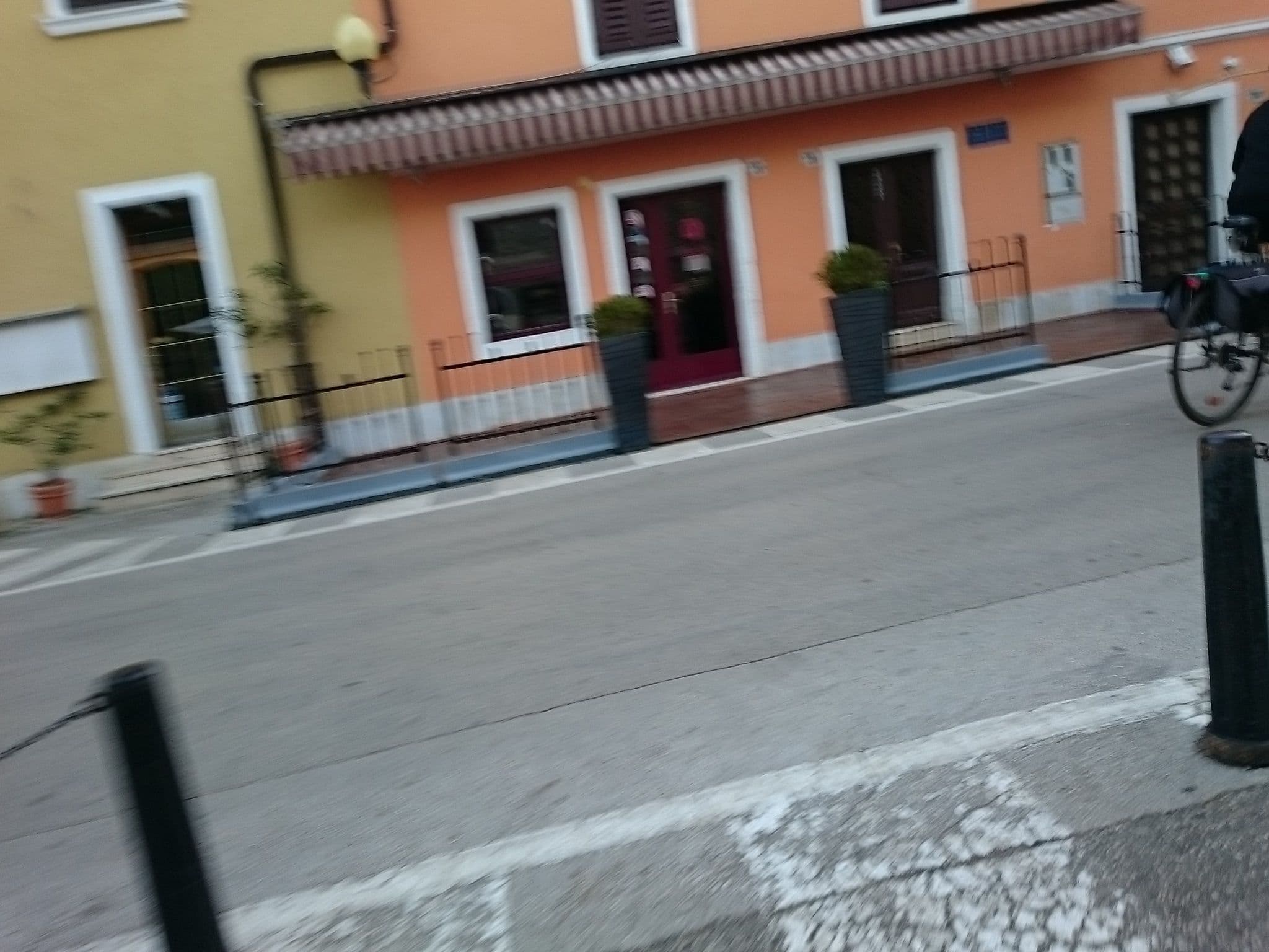 Street view near Faber Apartments, Novigrad — © voschix (CC BY-SA · Mapillary)