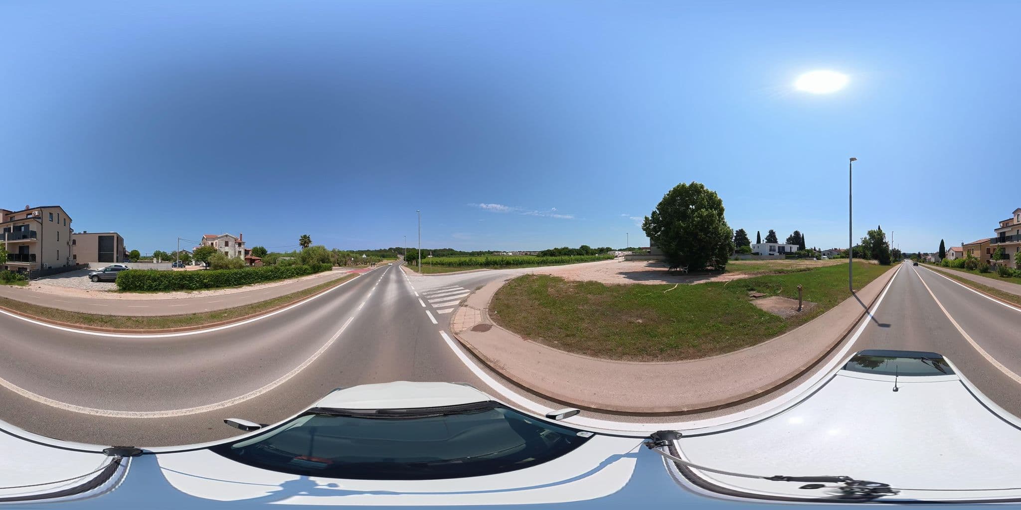 Street view near Apartments Karpinjan, Novigrad — © osmplus_org (CC BY-SA · Mapillary)