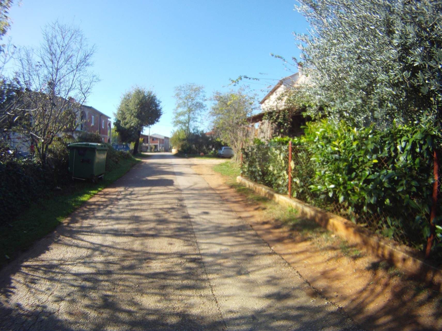 Street view near Stunning apartment in Umag with 1 Bedrooms and WiFi, Buje — © voschix (CC BY-SA · Mapillary)