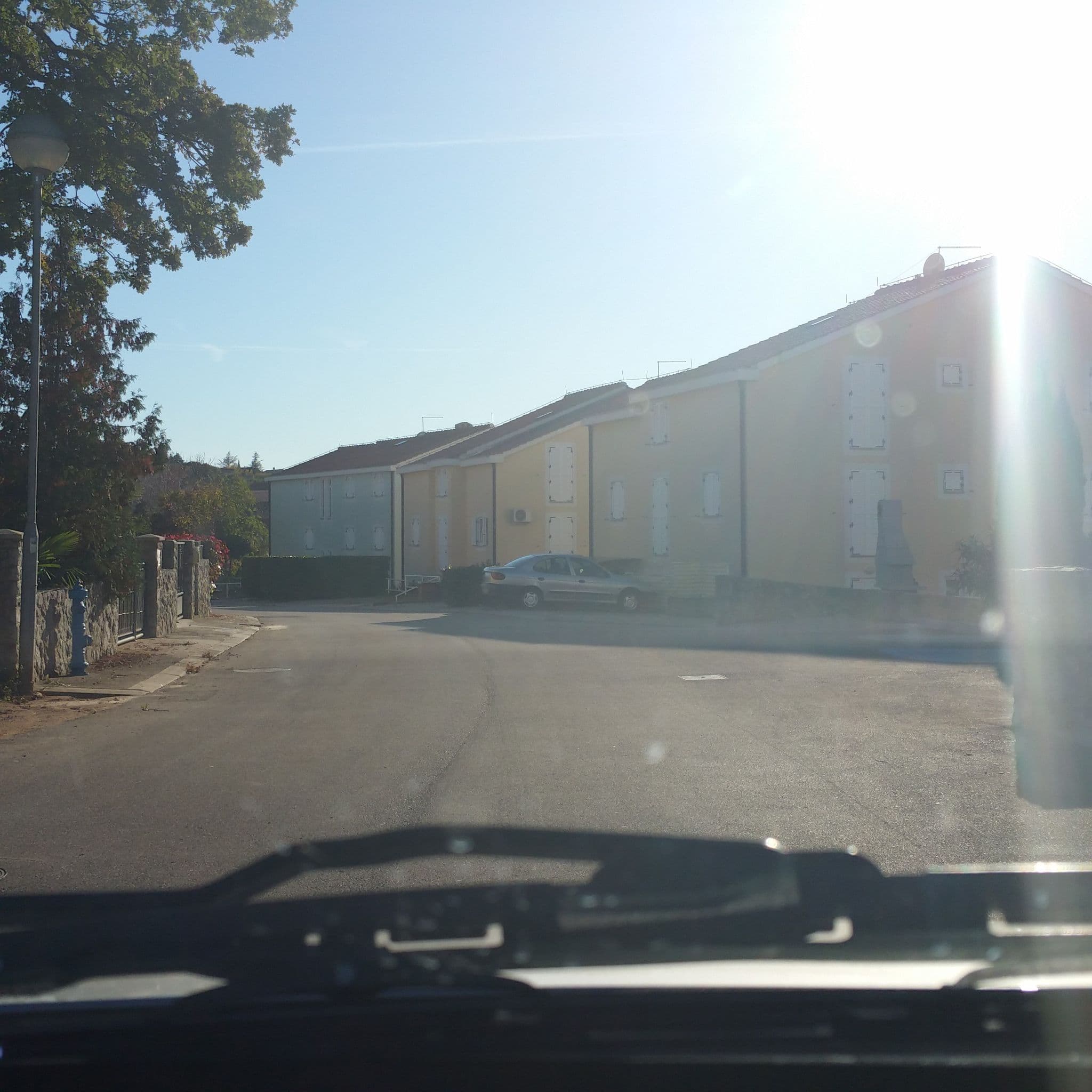 Street view near Apartment Irena, Njivice — © kalle385 (CC BY-SA · Mapillary)