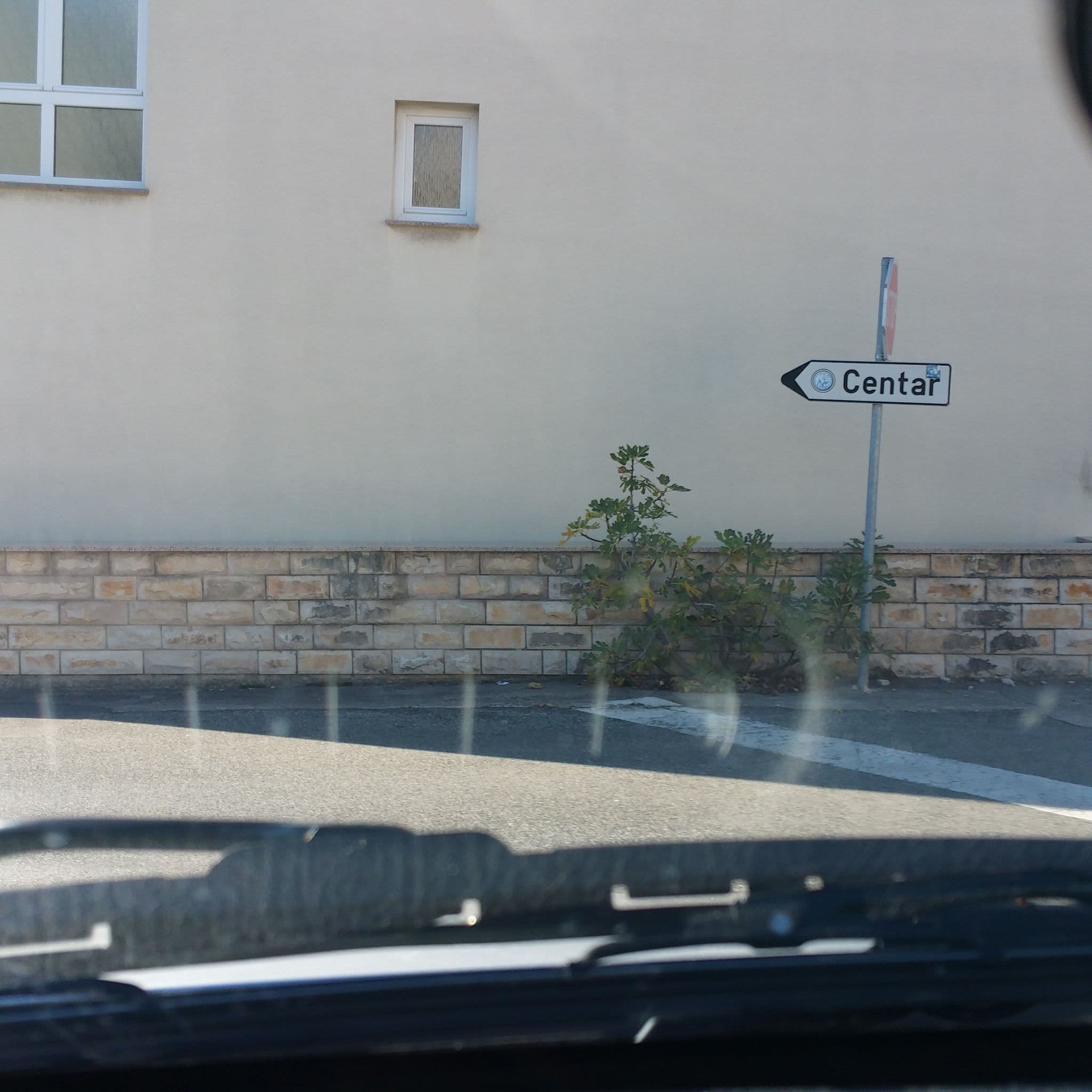 Street view near Villa Antonia Apartments, Njivice — © kalle385 (CC BY-SA · Mapillary)