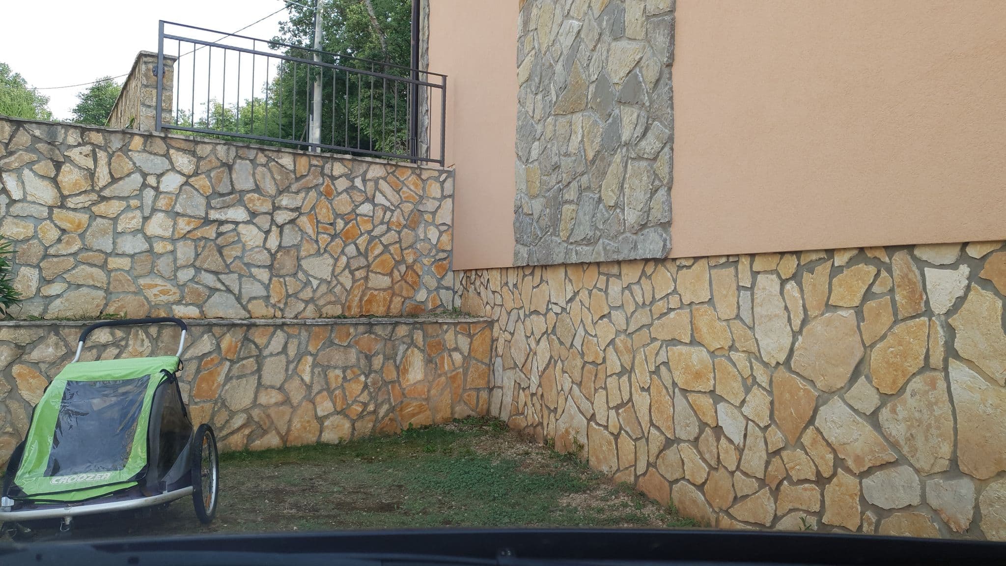 Street view near Apartment Sabina Soline, Njivice — © b166er (CC BY-SA · Mapillary)