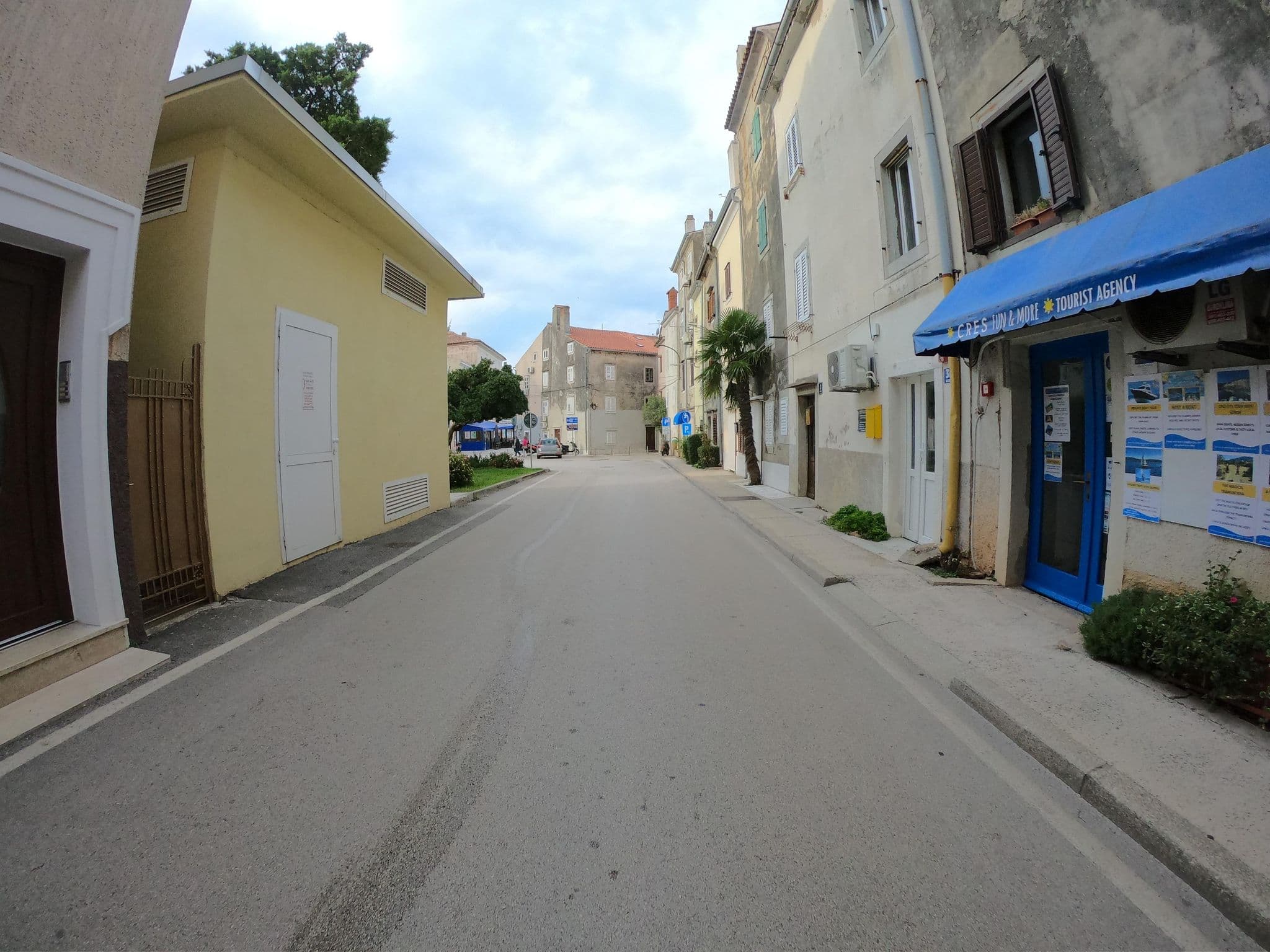Street view near Apartment Lucija, Cres — © joostjakob (CC BY-SA · Mapillary)