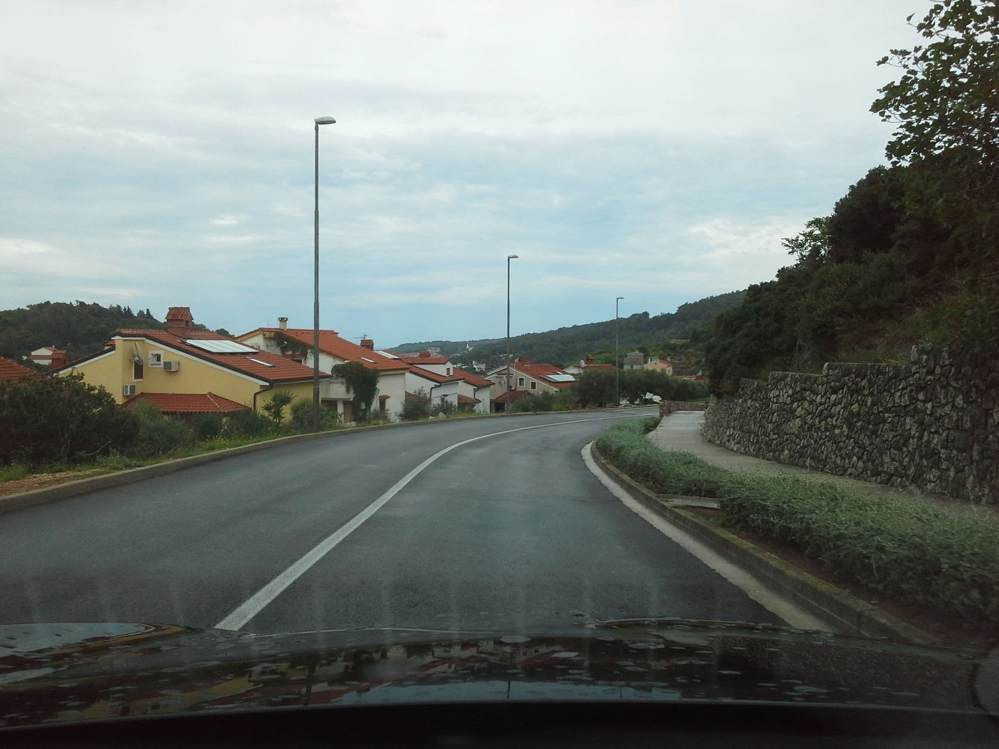 Street view near Apartment Gordana, Mali Lošinj — © klypern (CC BY-SA · Mapillary)
