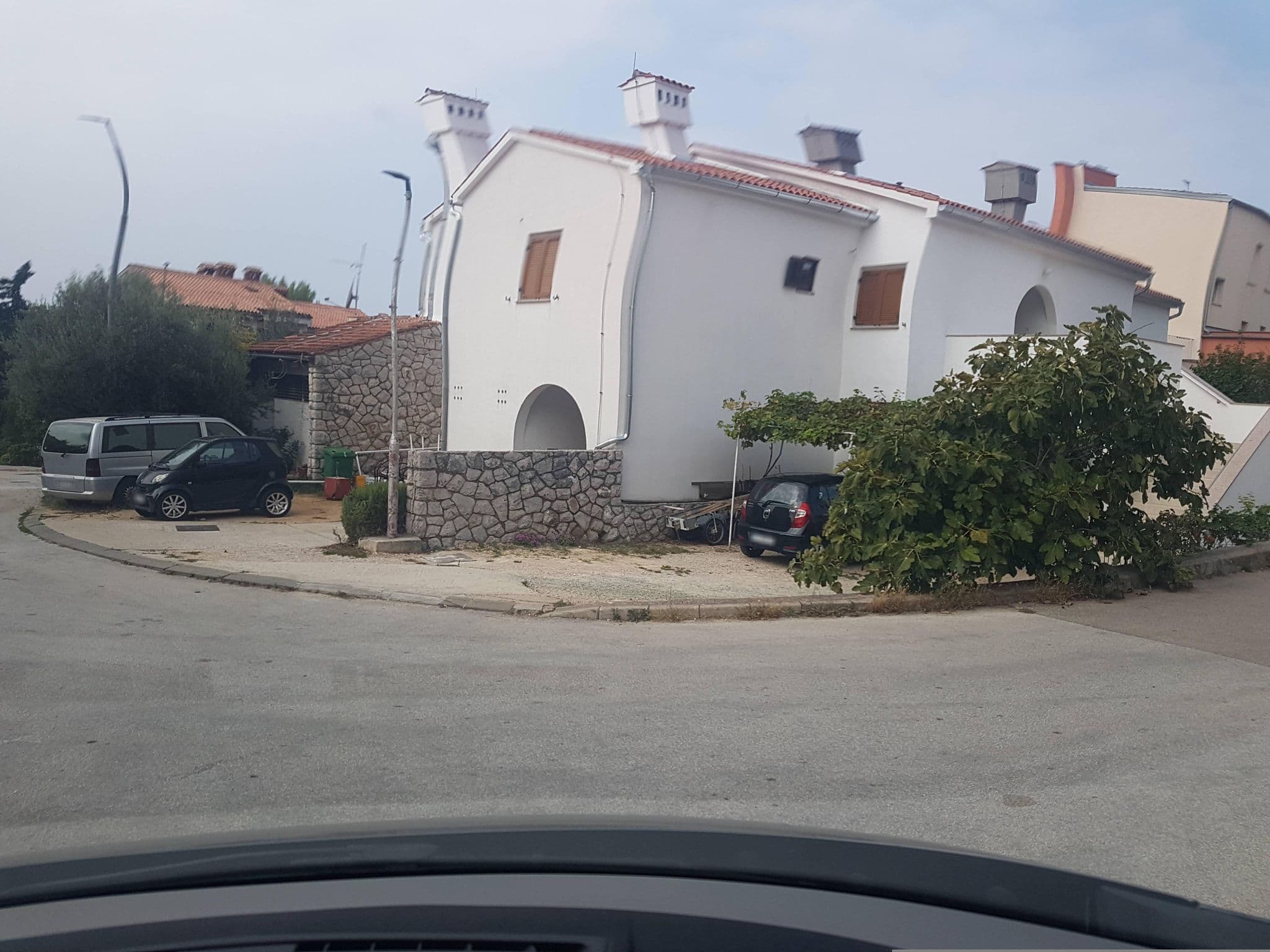 Street view near Apartment Horizont, Cres — © brano (CC BY-SA · Mapillary)
