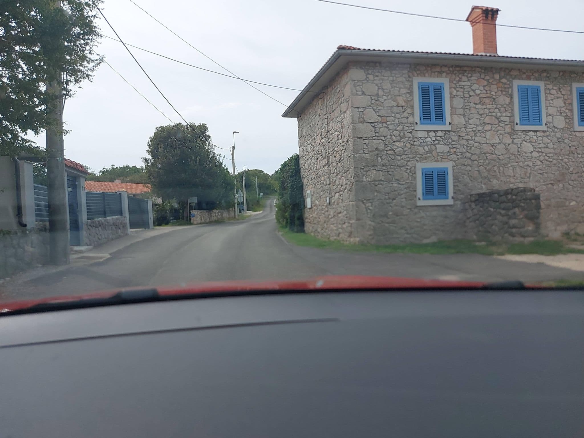 Street view near Apartment Andelina, Njivice — © mik007 (CC BY-SA · Mapillary)