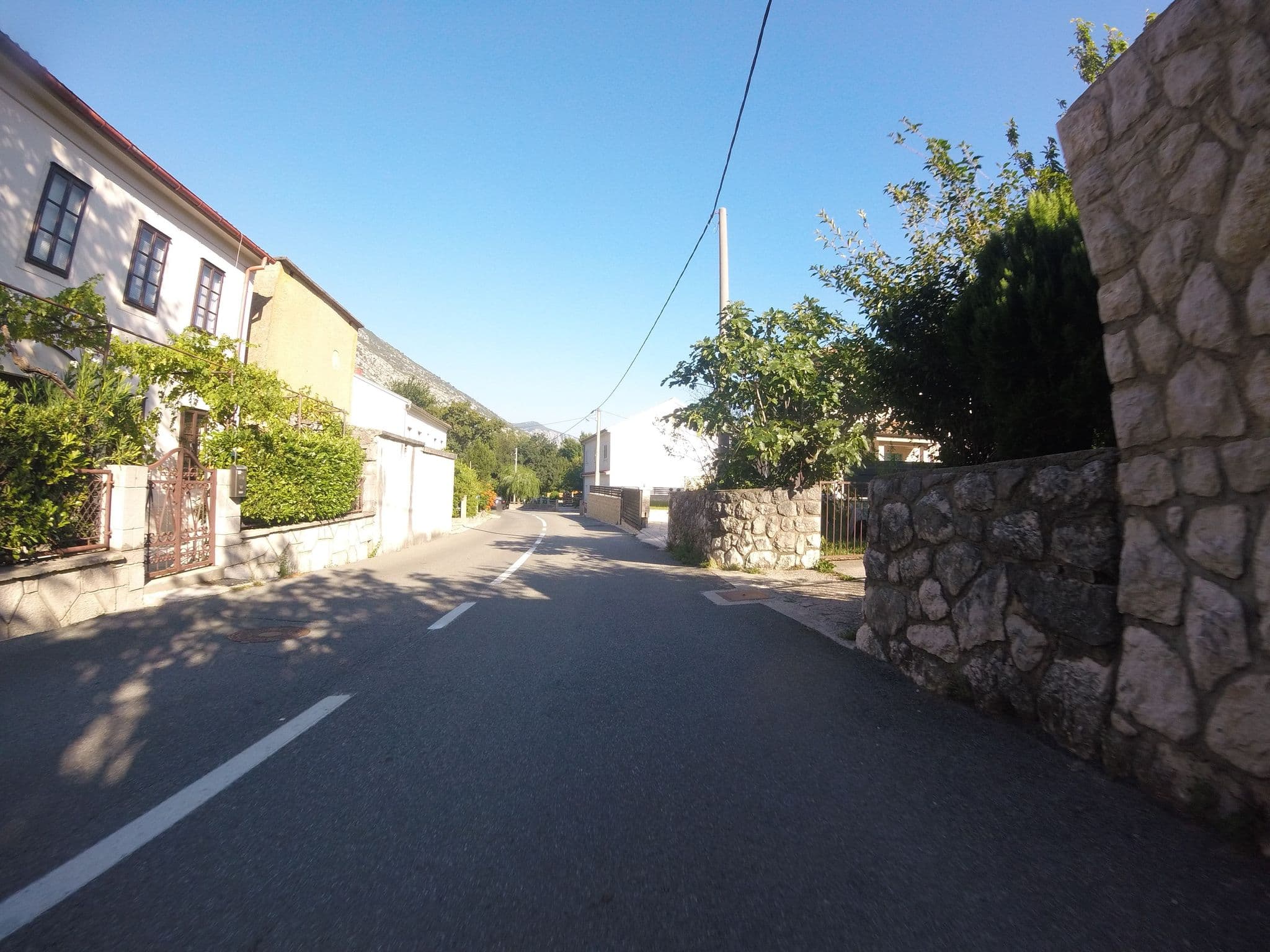 Street view near Vacation home Galic, Jadranovo — © vedran_v (CC BY-SA · Mapillary)