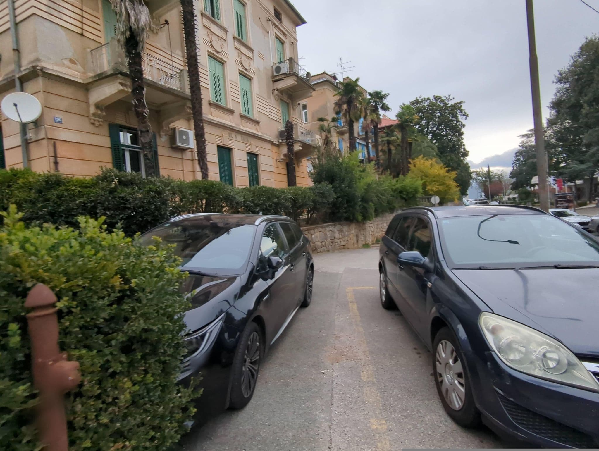 Street view near Učka Lodge, Opatija — © asdf (CC BY-SA · Mapillary)