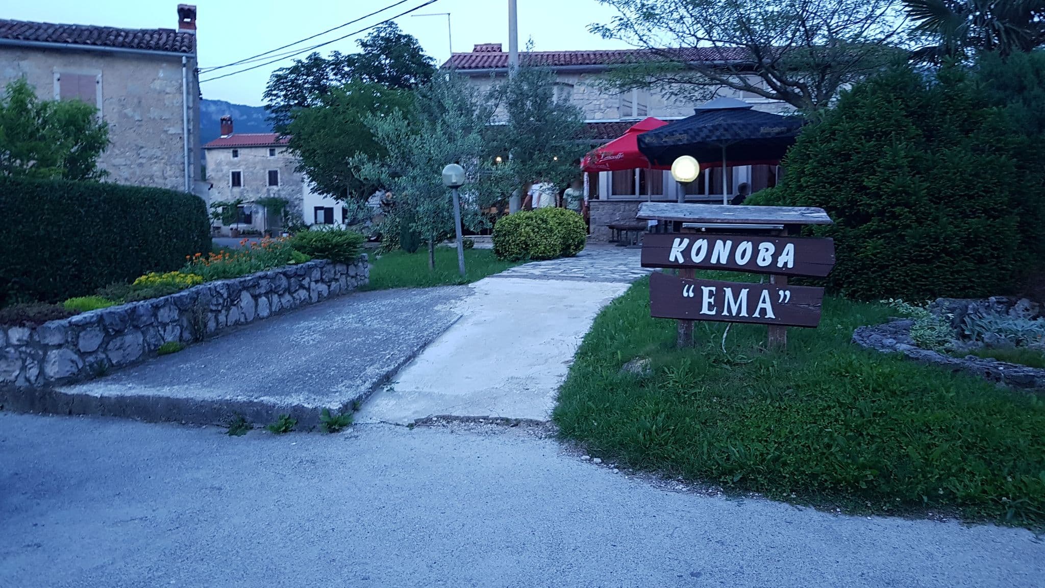 Street view near Apartment Petra Vranja, Veprinac — © igorzo (CC BY-SA · Mapillary)