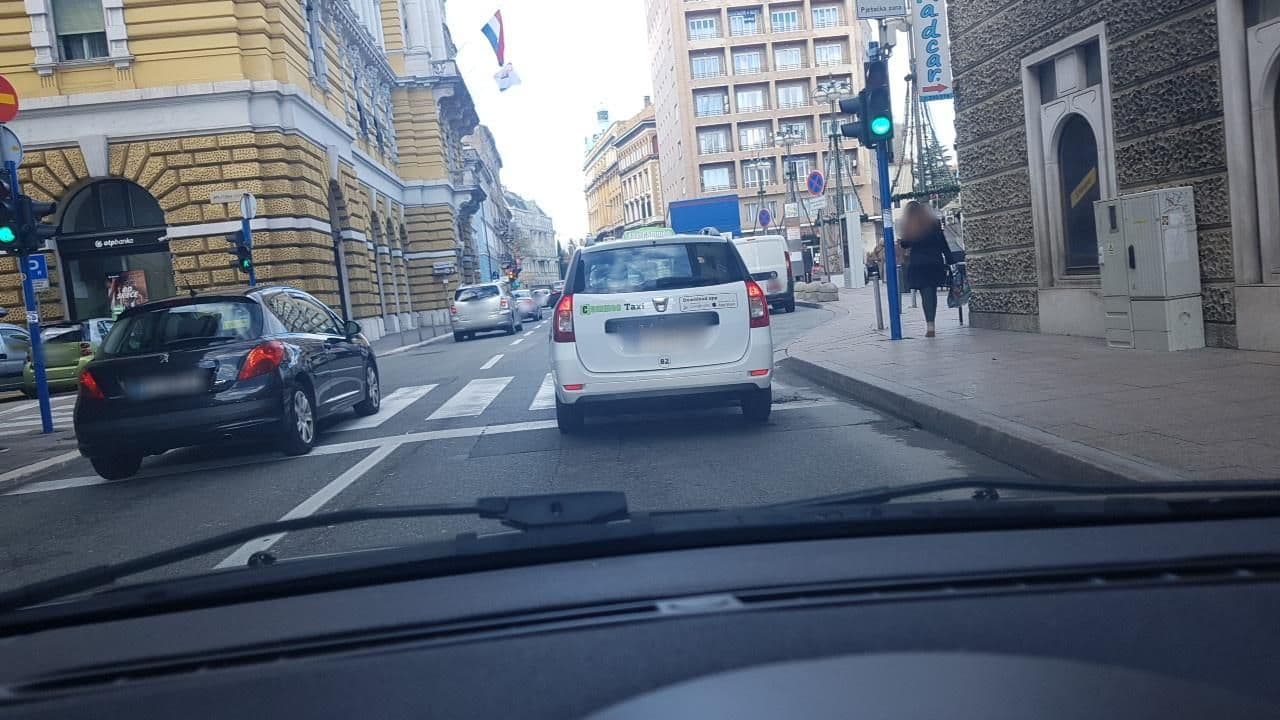 Street view near Deluxe Adria Square Studios, Rijeka — © mik007 (CC BY-SA · Mapillary)
