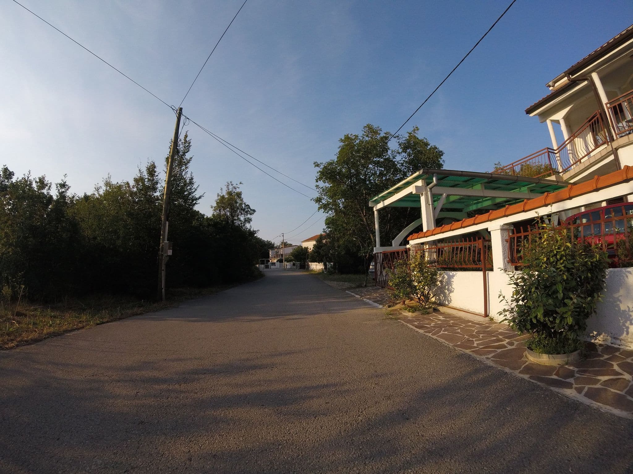 Street view near Apartments Jadranovo, Jadranovo — © vedran_v (CC BY-SA · Mapillary)