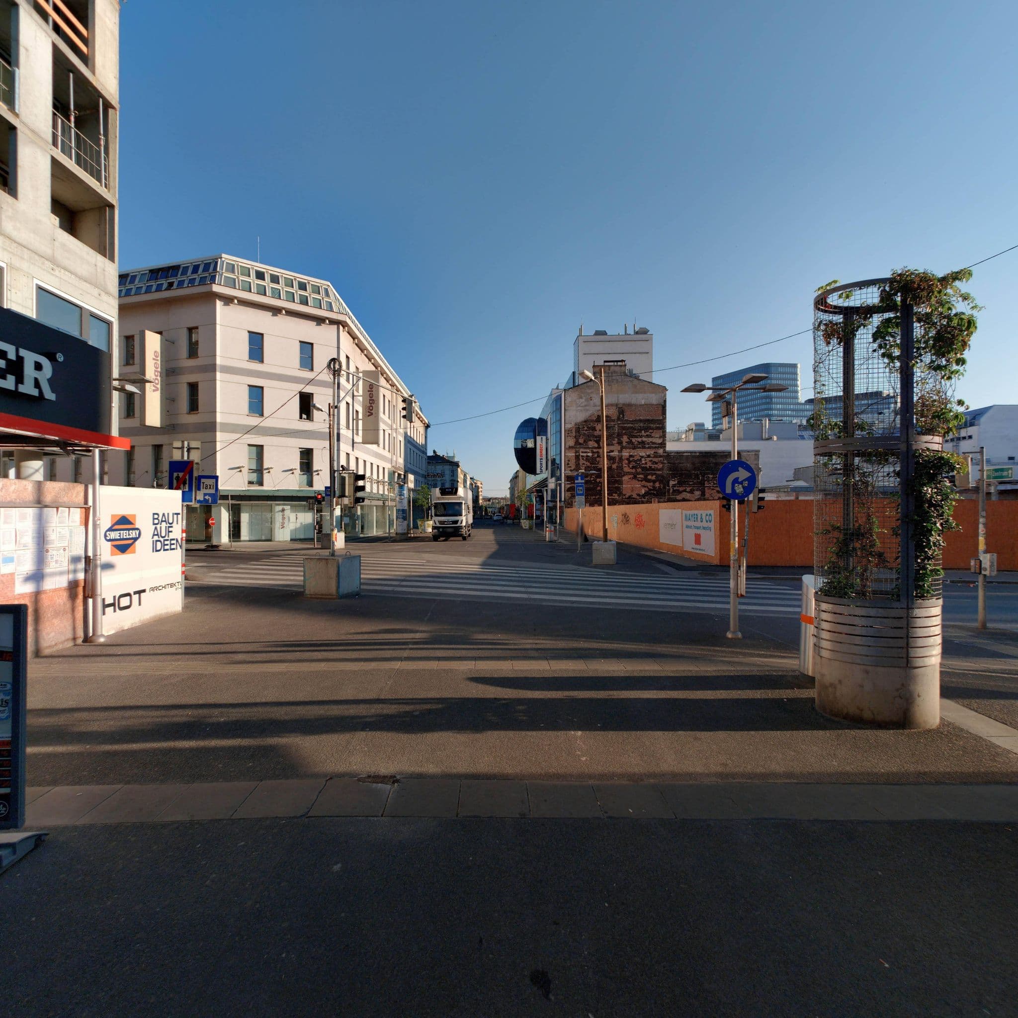 Street view near Limehome, Margareten — © eliasgander (CC BY-SA · Mapillary)