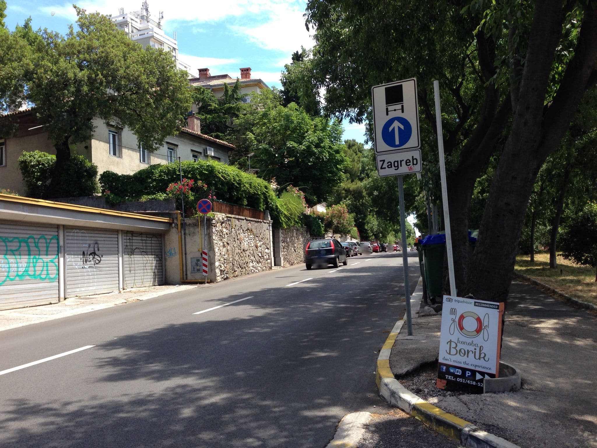 Street view near Apartments Aloha, Rijeka — © jaakl (CC BY-SA · Mapillary)