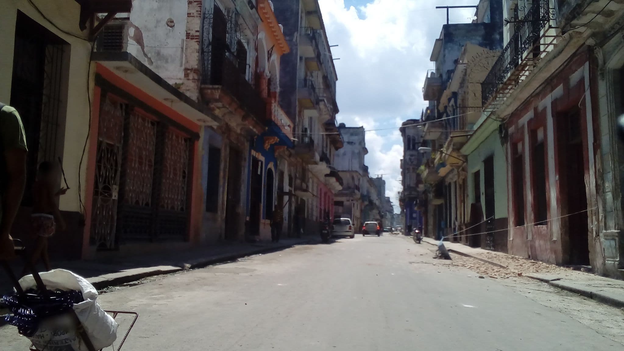 Street view near Casa Novo, Centro Habana — © elpbatista (CC BY-SA · Mapillary)