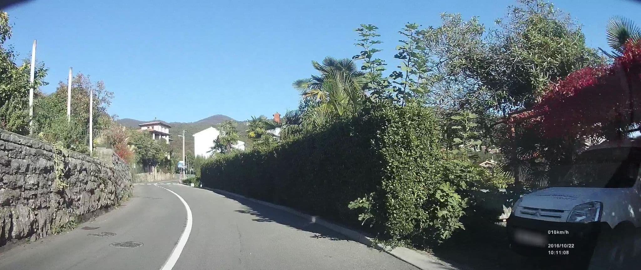 Street view near Salyna, Lovran — © idelac (CC BY-SA · Mapillary)