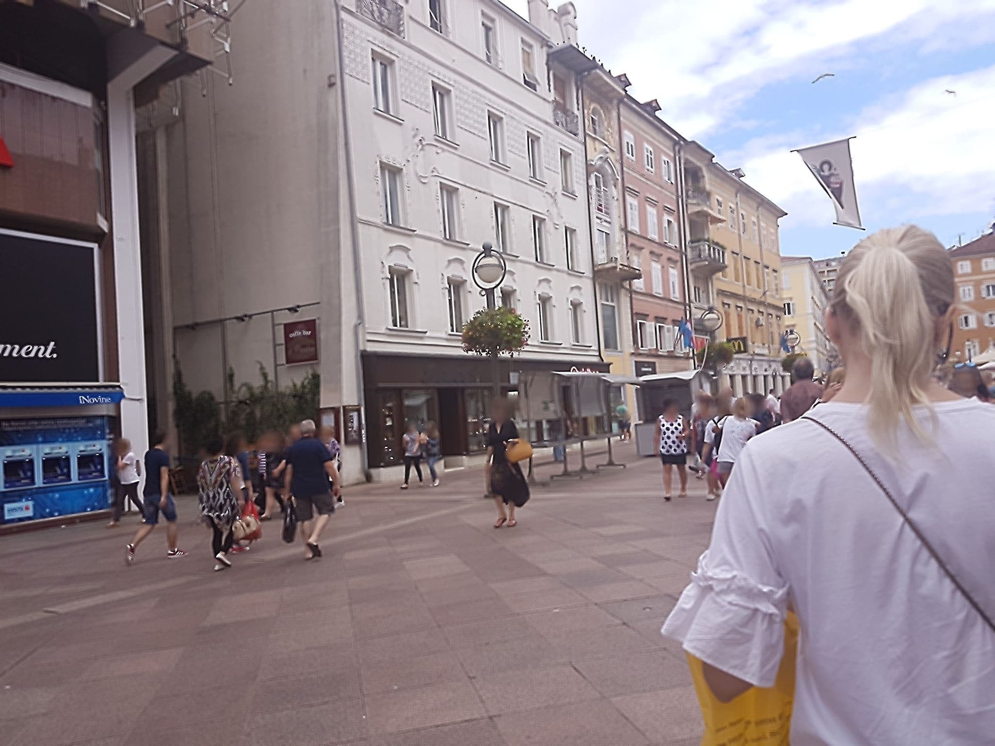 Street view near Hrvatski Ferijalni I Hostelski Savez, Rijeka — © visinski (CC BY-SA · Mapillary)