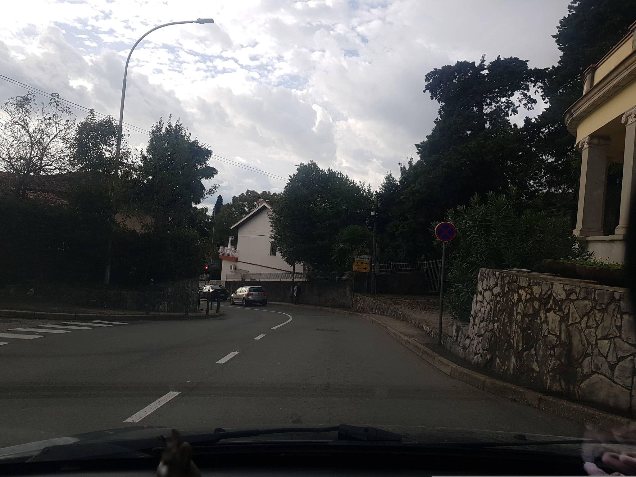 Street view near Apartment Carmen Sylva, Opatija — © igorzo (CC BY-SA · Mapillary)