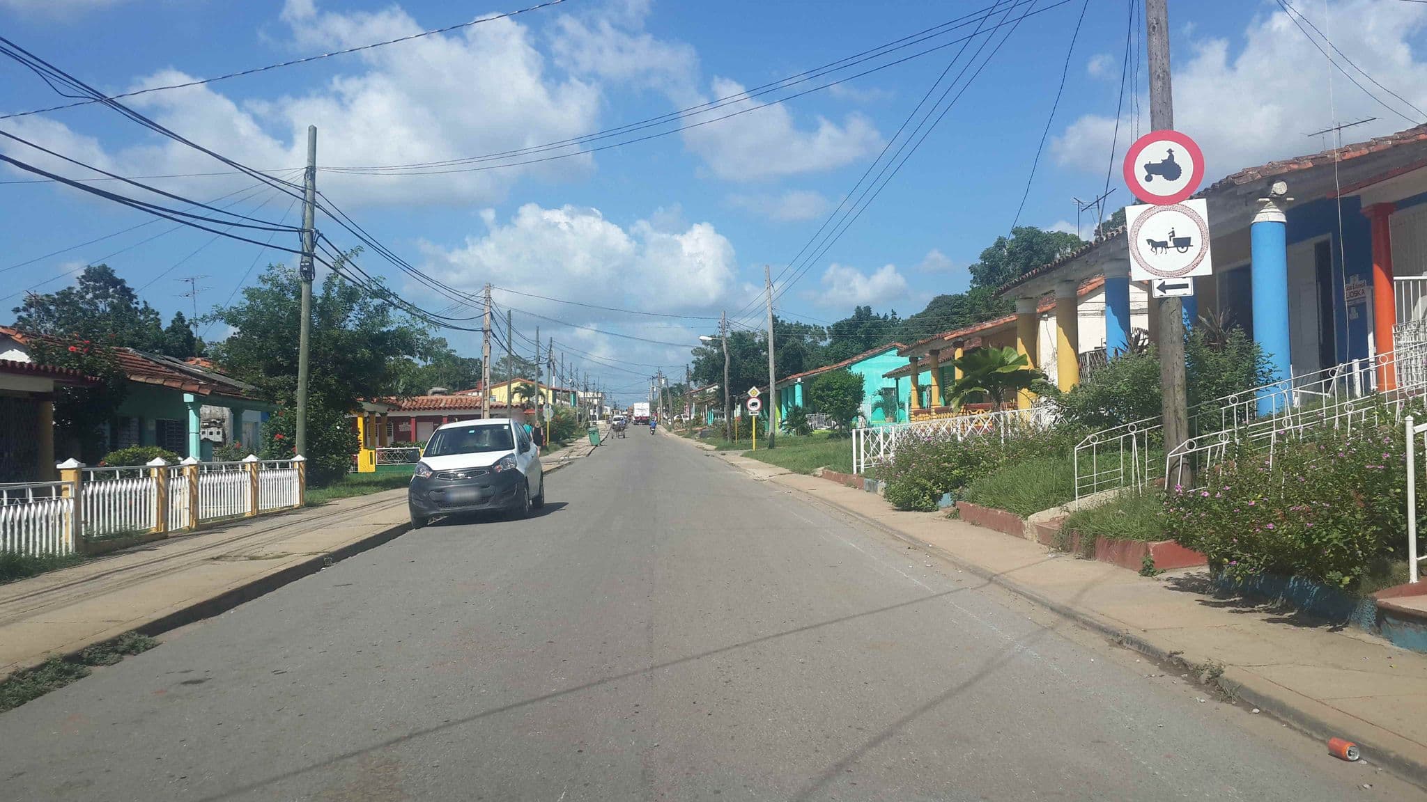 Street view near Casa Graciella, Viñales — © redmapper (CC BY-SA · Mapillary)