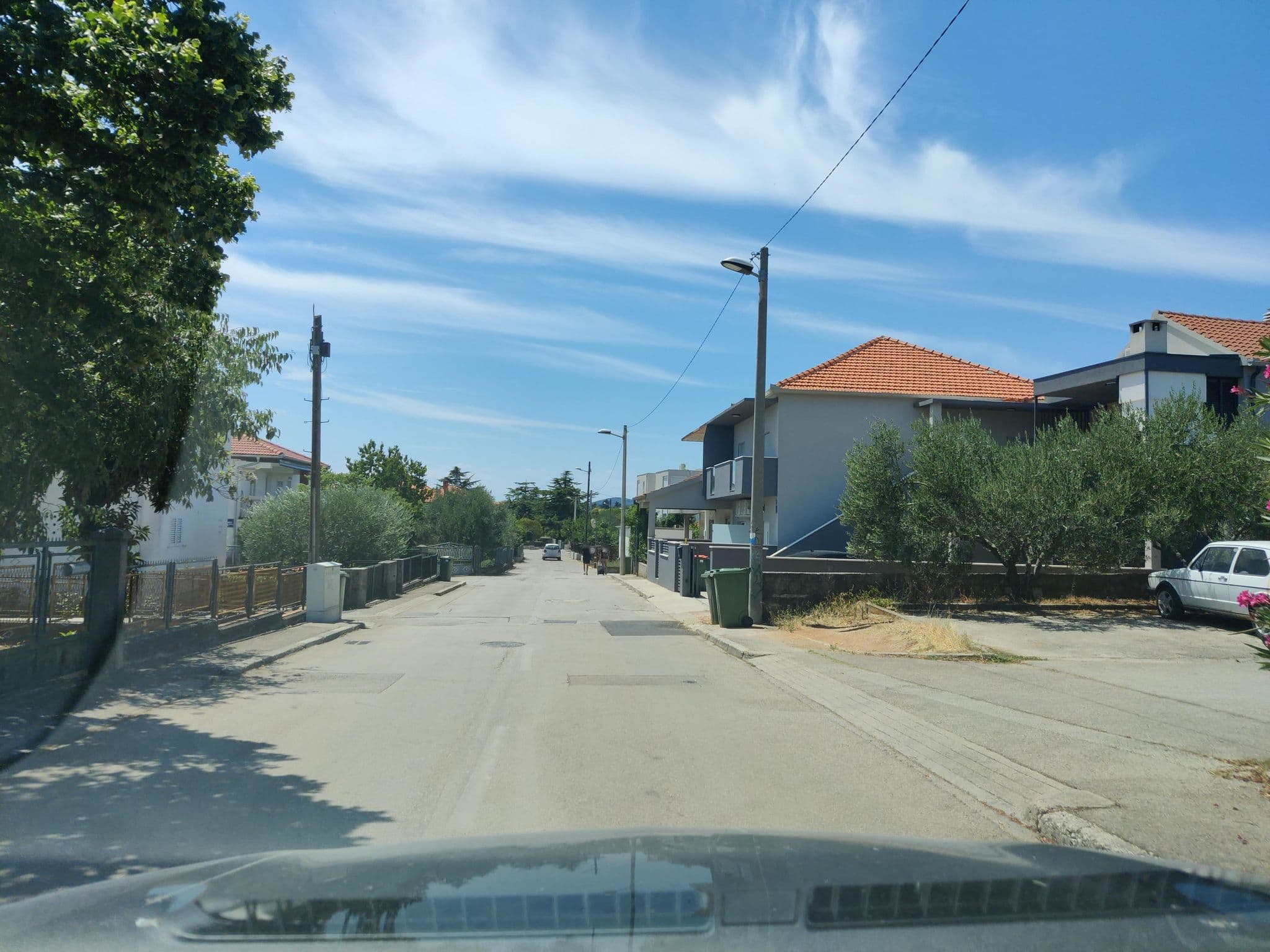 Street view near Guesthouse Mirjana, Zadar — © kietlak (CC BY-SA · Mapillary)