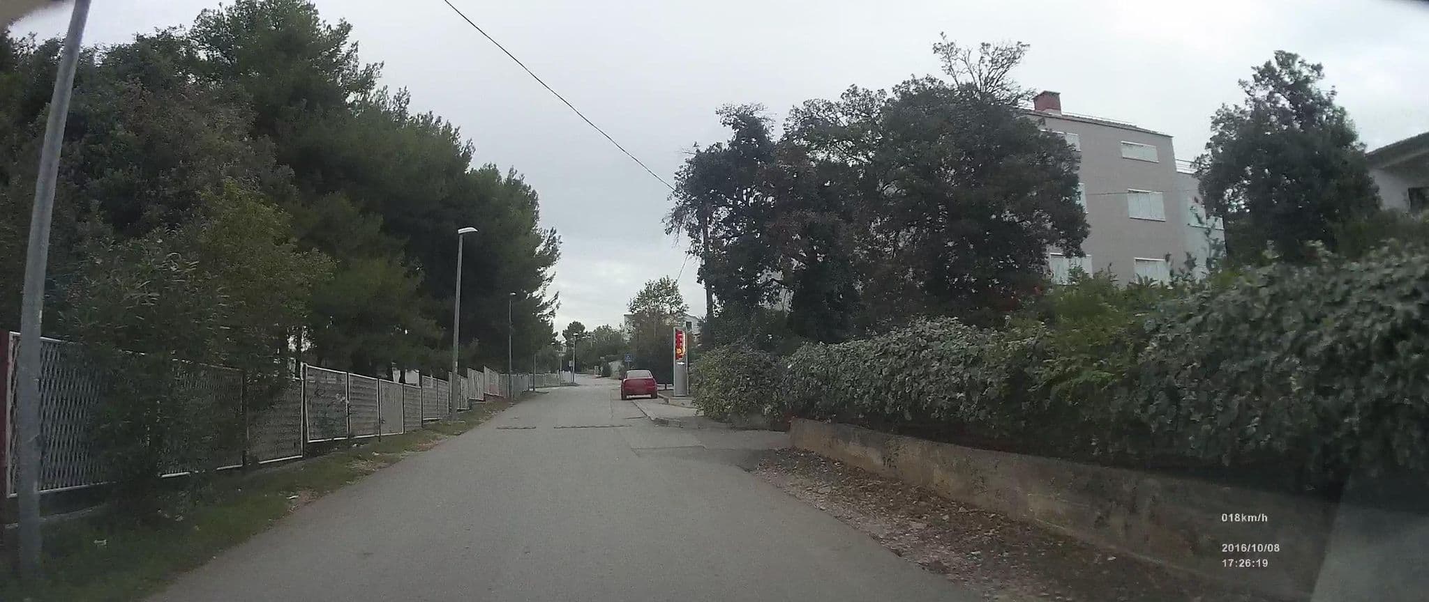 Street view near Apartments Roko Lalin, Pakoštane — © idelac (CC BY-SA · Mapillary)