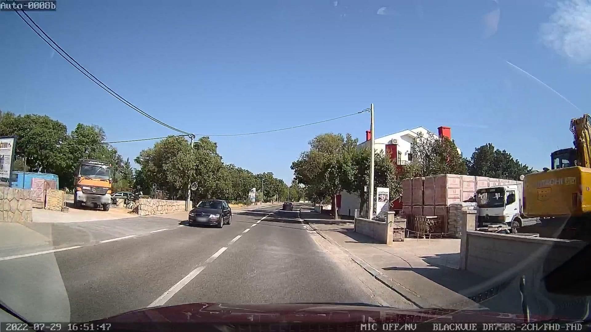 Street view near Apartments Slavica, Posedarje — © rdnnk (CC BY-SA · Mapillary)