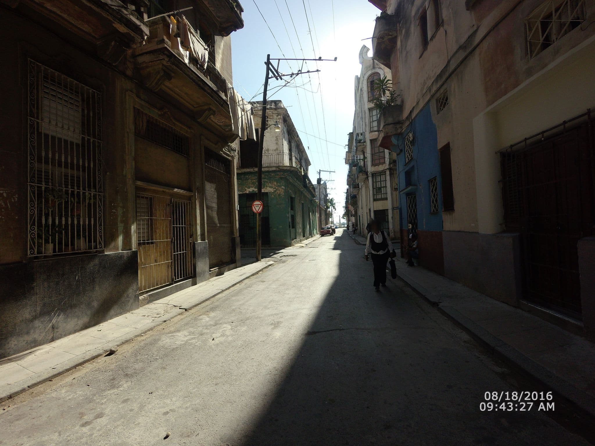 Street view near Casa Greenhouse, La Habana Vieja — © elpbatista (CC BY-SA · Mapillary)