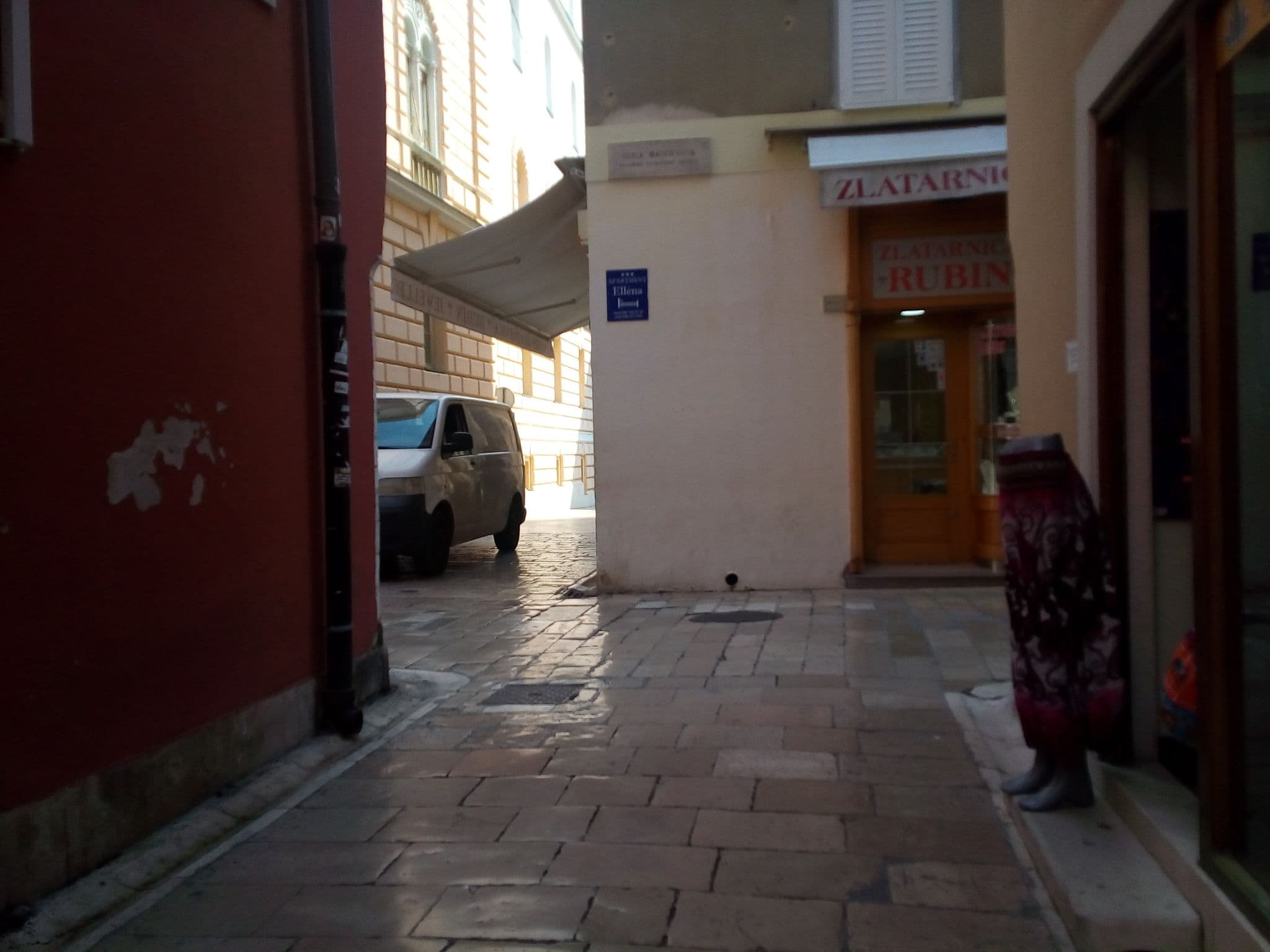 Street view near Apartment Ibricic, Zadar — © karthoo (CC BY-SA · Mapillary)