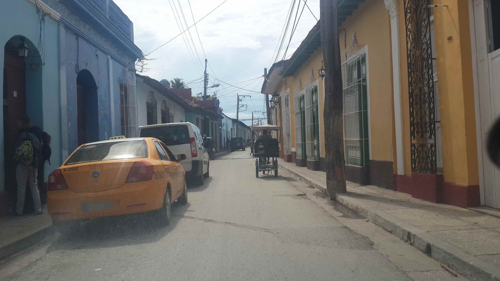 Street view near Dianelys, Trinidad
