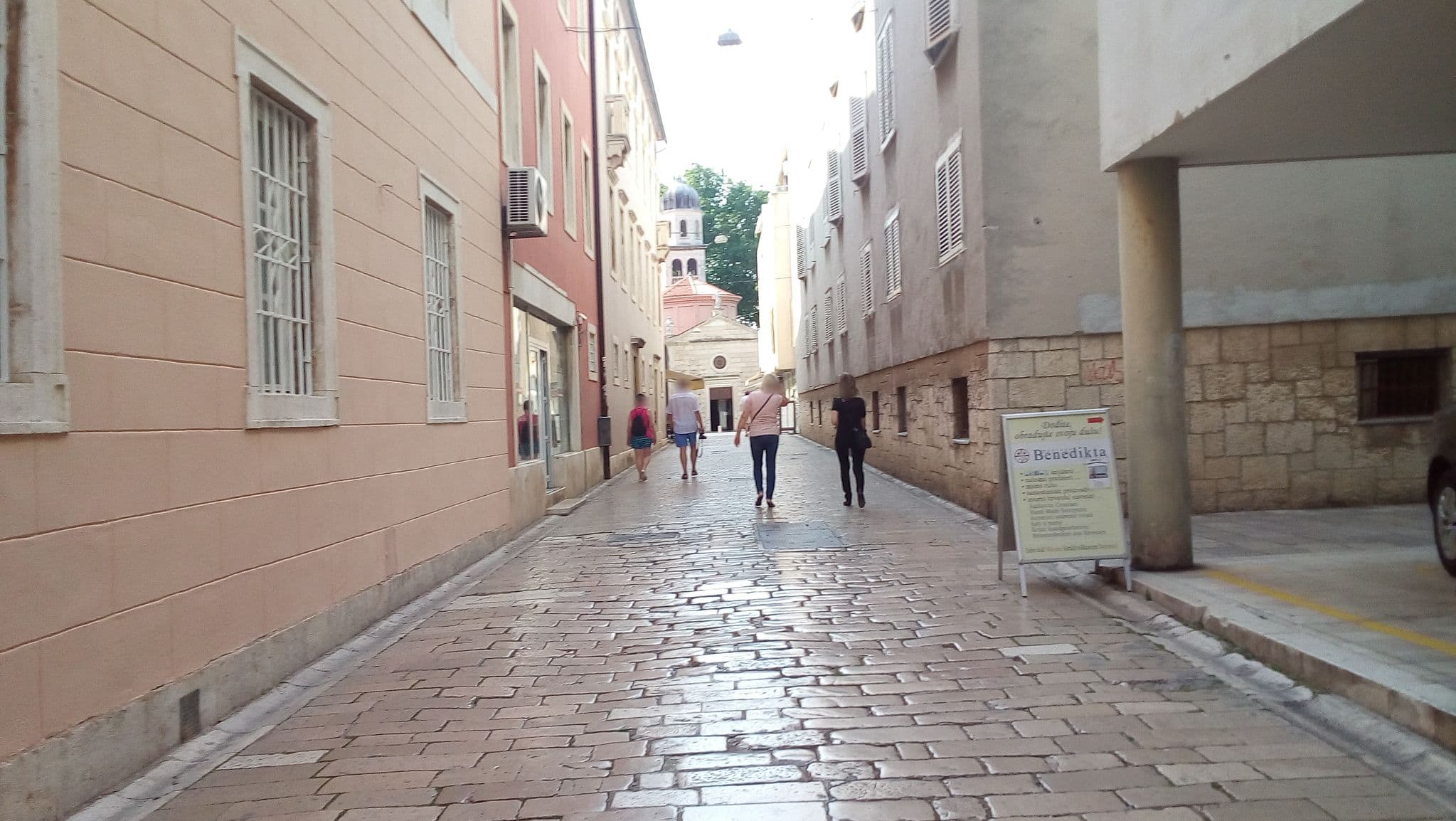 Street view near Studio Vinka, Zadar — © karthoo (CC BY-SA · Mapillary)