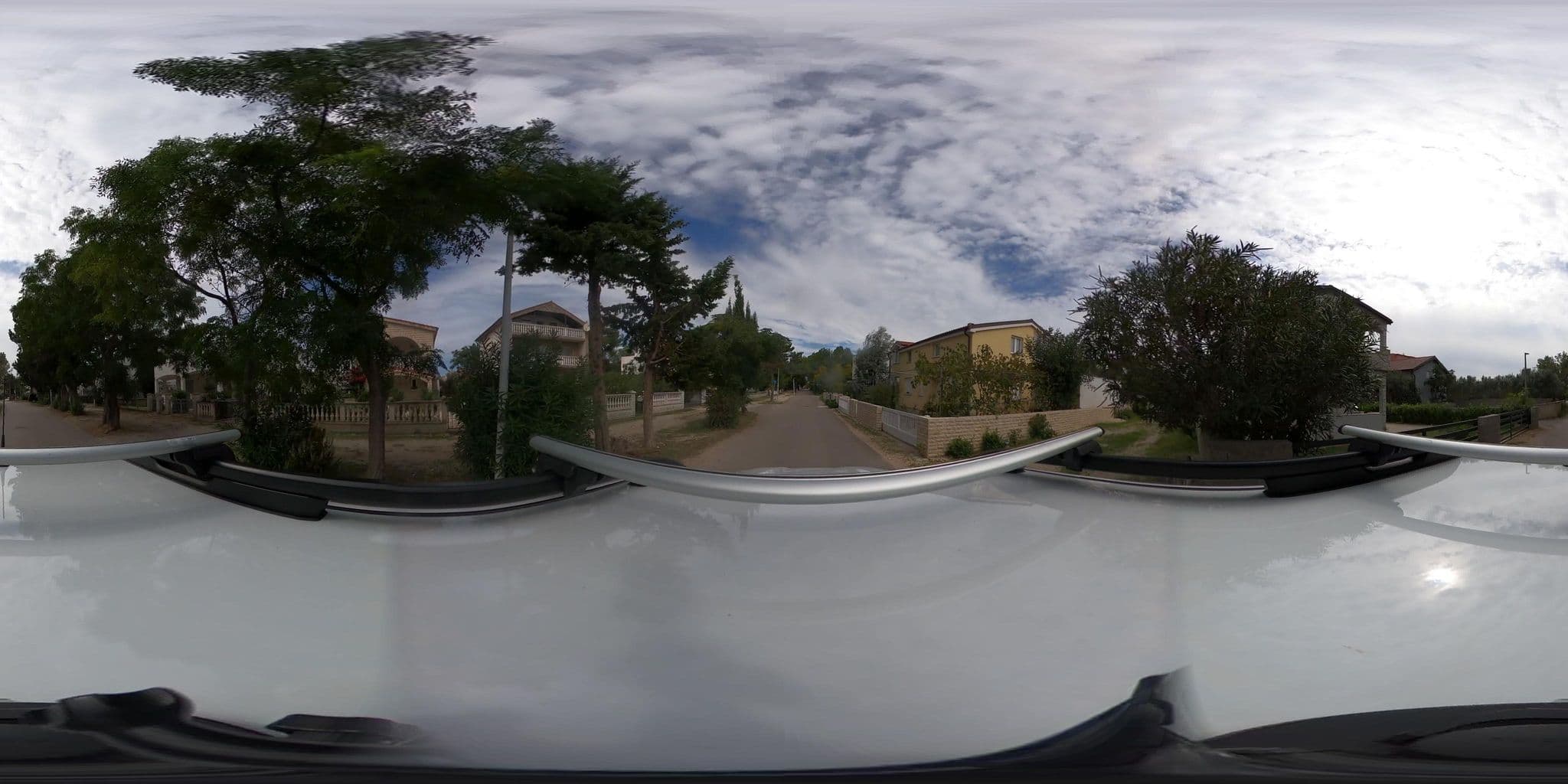 Street view near Apartments Arambašič, Nin — © Tim1 (CC BY-SA · Mapillary)